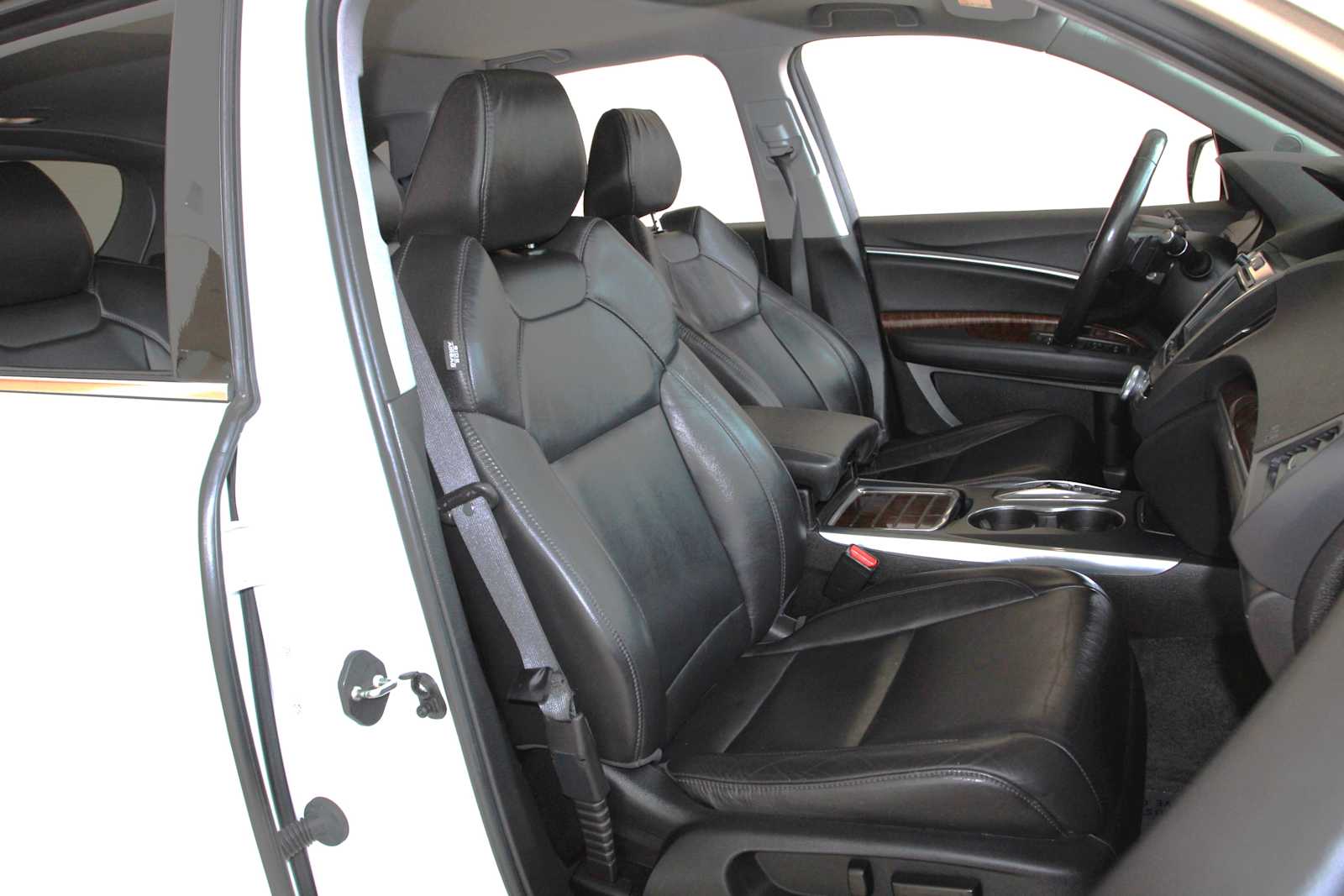 used 2018 Acura MDX car, priced at $23,097