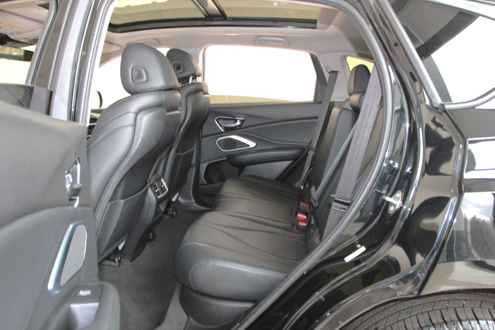 used 2020 Acura RDX car, priced at $25,497