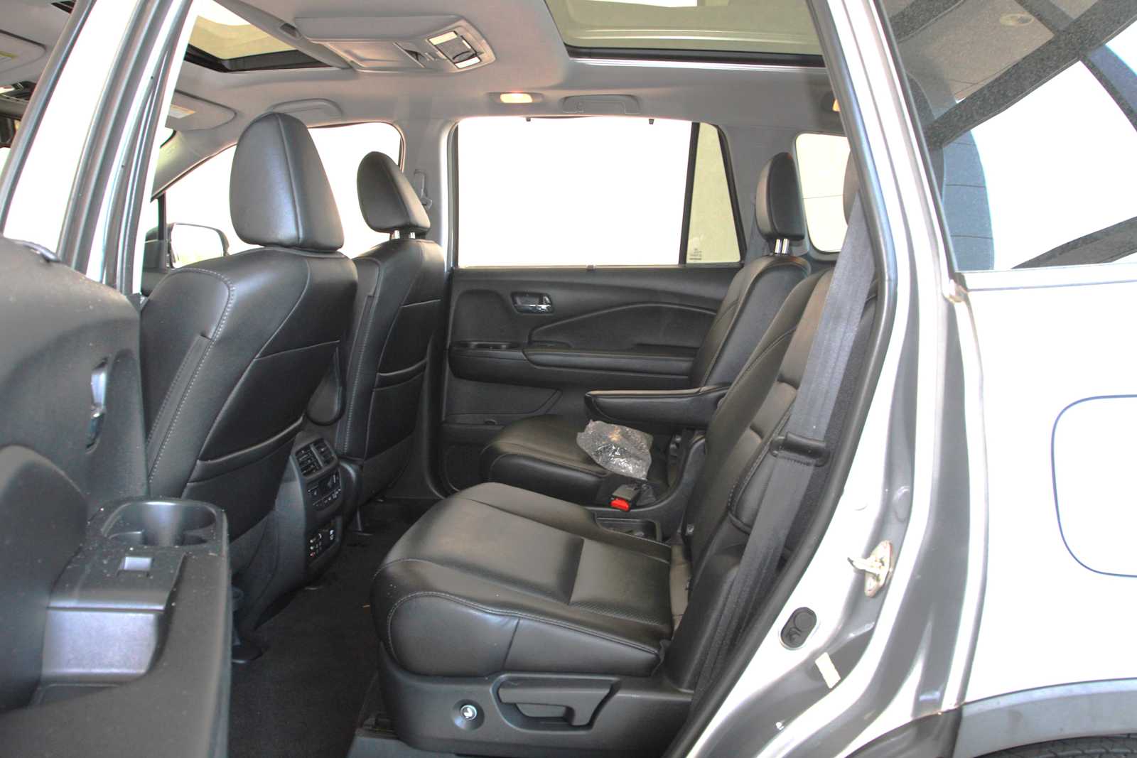 used 2016 Honda Pilot car, priced at $21,497