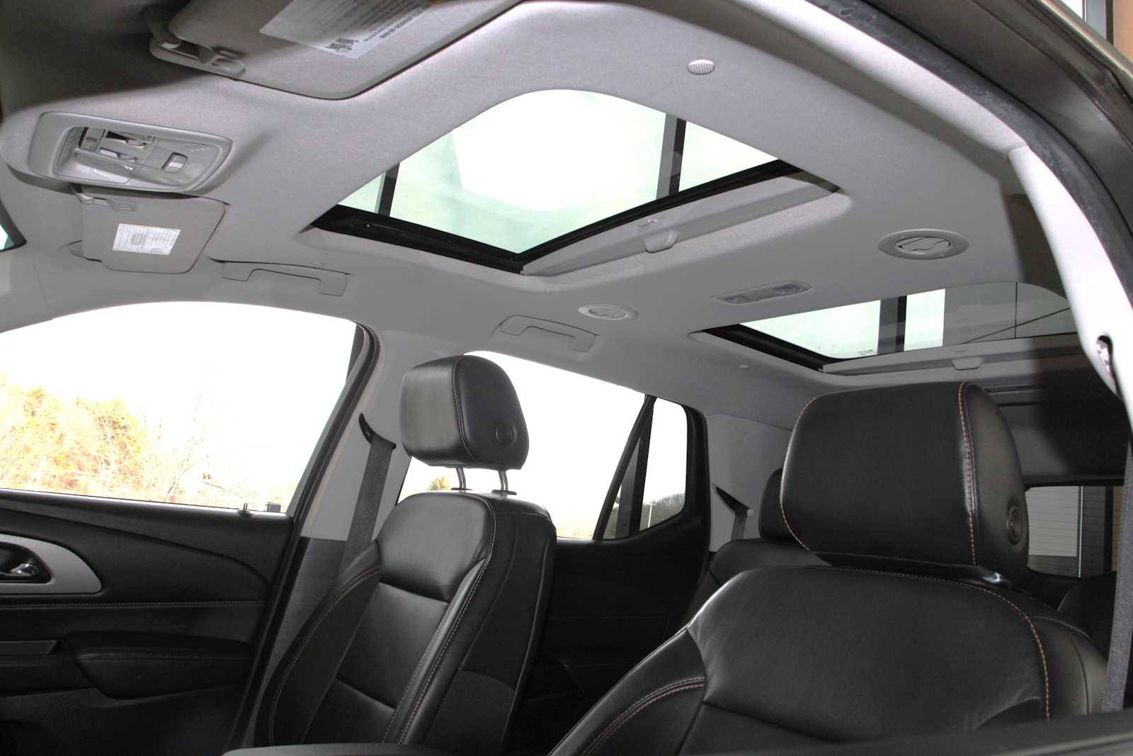 used 2019 Chevrolet Traverse car, priced at $17,497