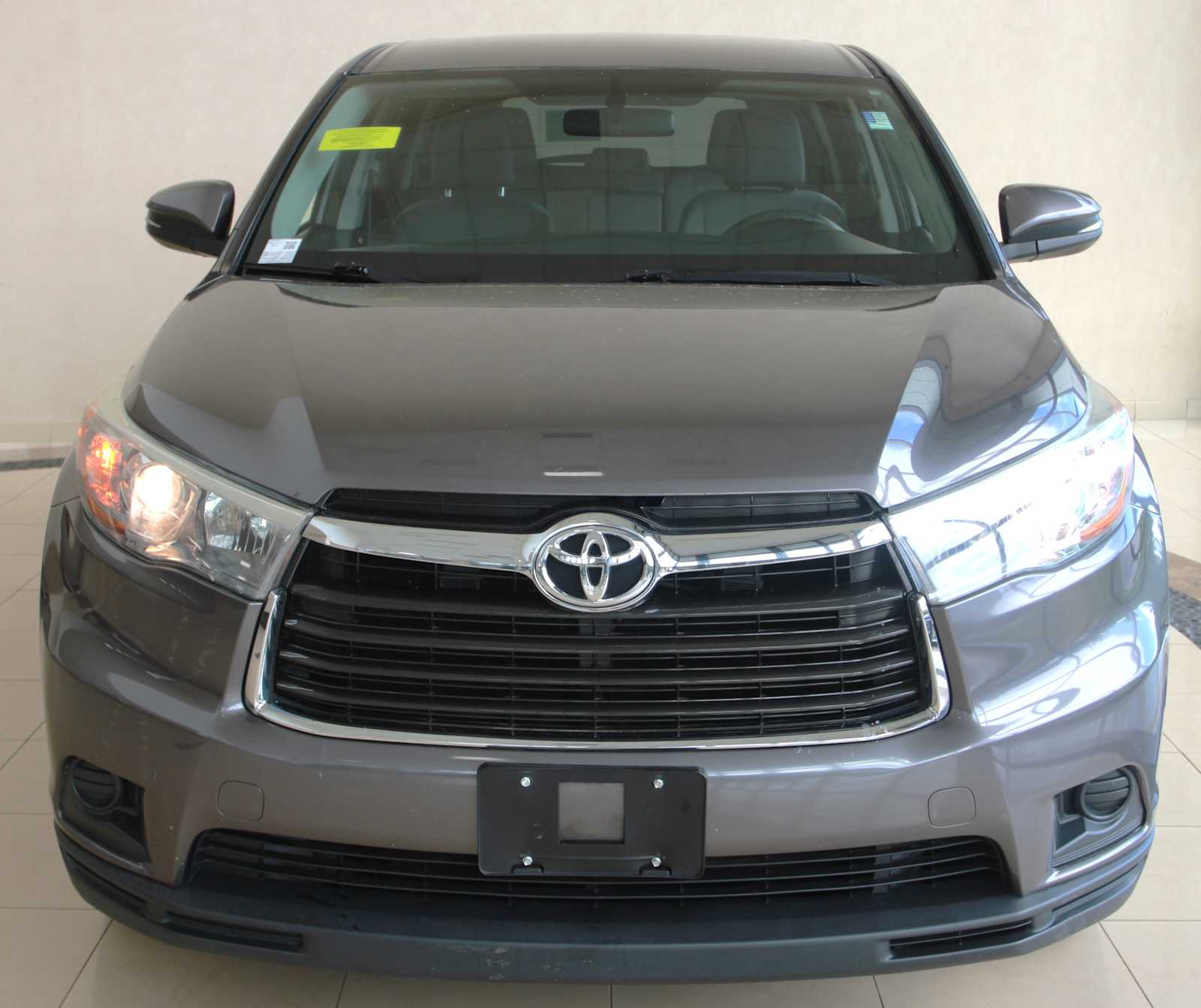 used 2015 Toyota Highlander car, priced at $18,497