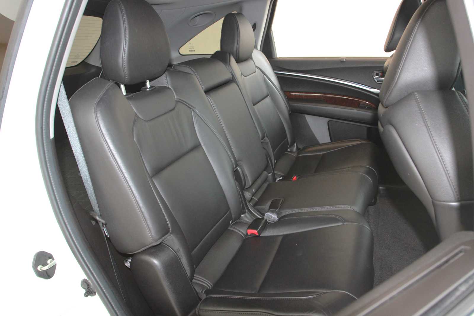 used 2017 Acura MDX car, priced at $19,497