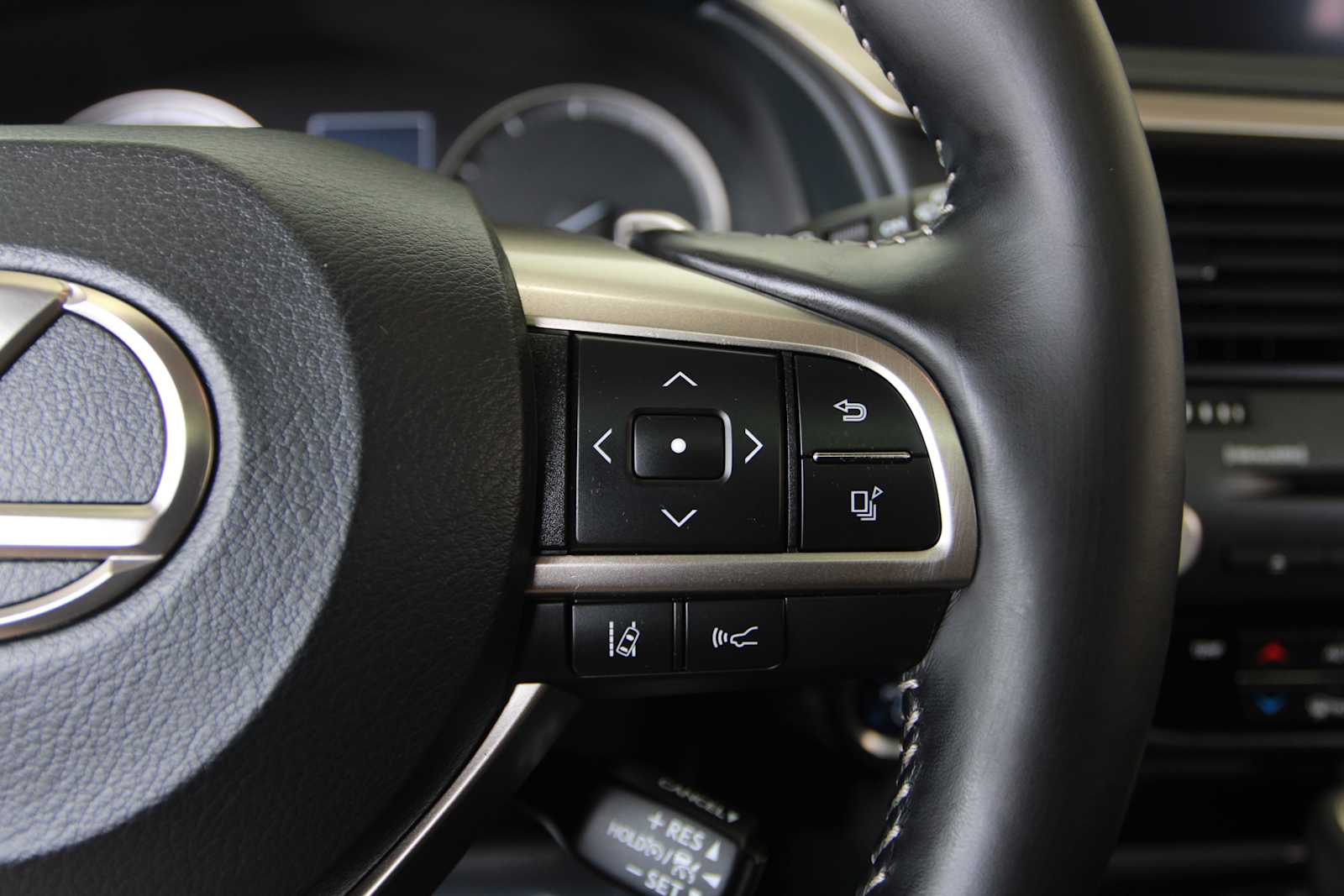 used 2022 Lexus RX 450hL car, priced at $49,397