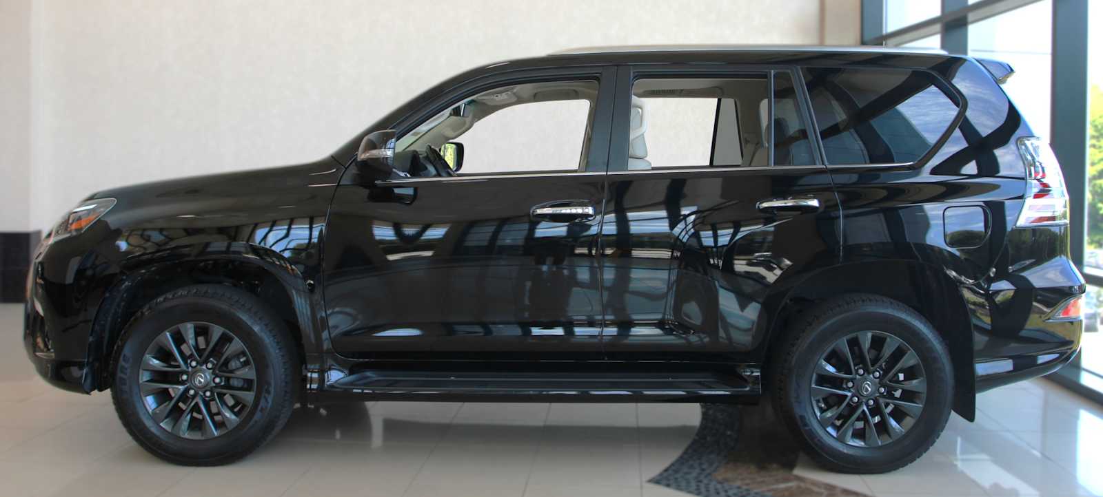 used 2023 Lexus GX 460 car, priced at $57,097