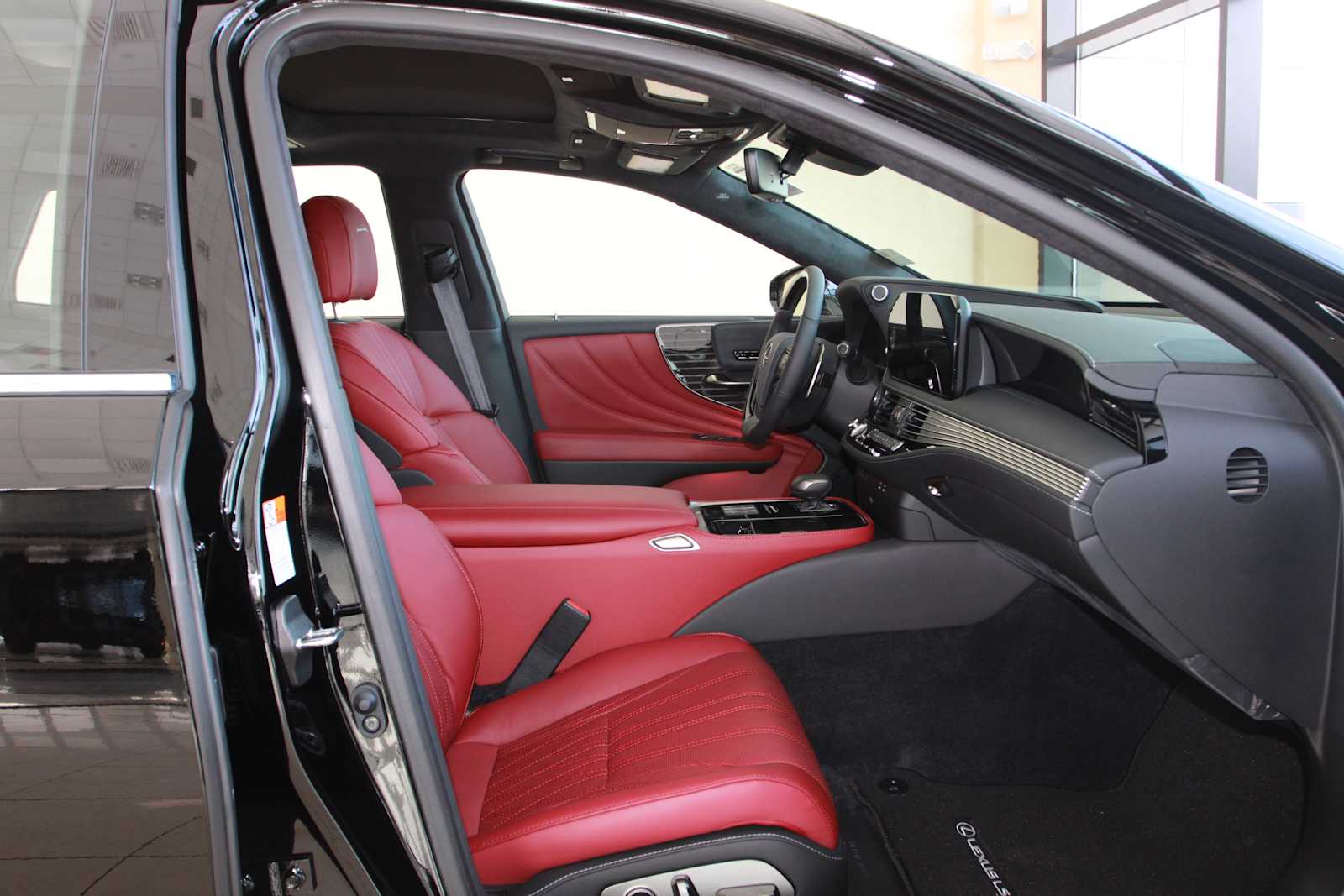 new 2026 Lexus LS 500 car, priced at $99,280