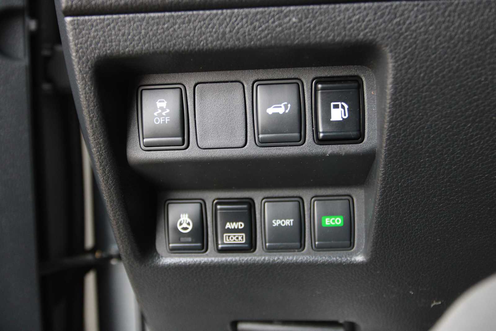 used 2018 Nissan Rogue car, priced at $14,697