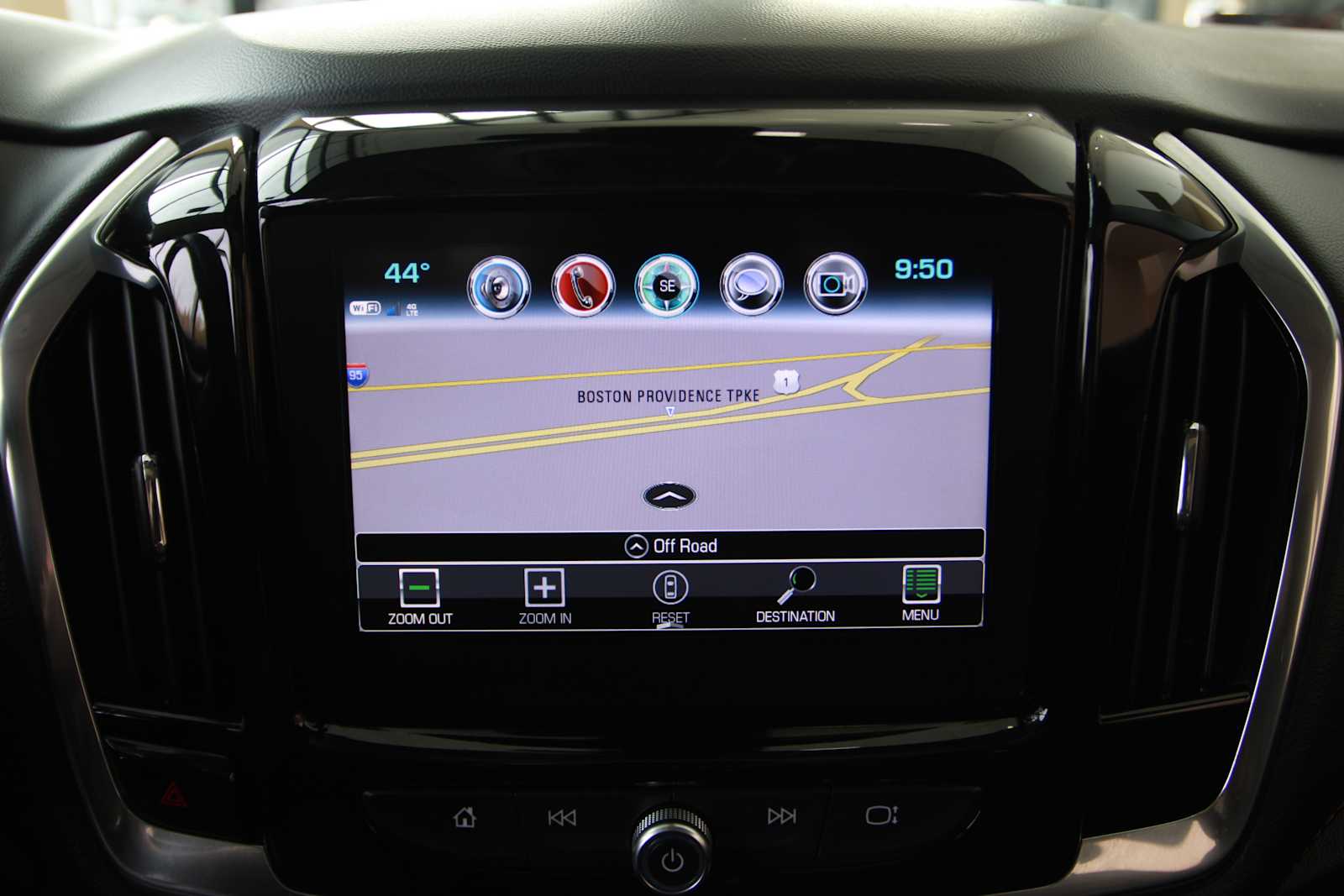 used 2019 Chevrolet Traverse car, priced at $17,497