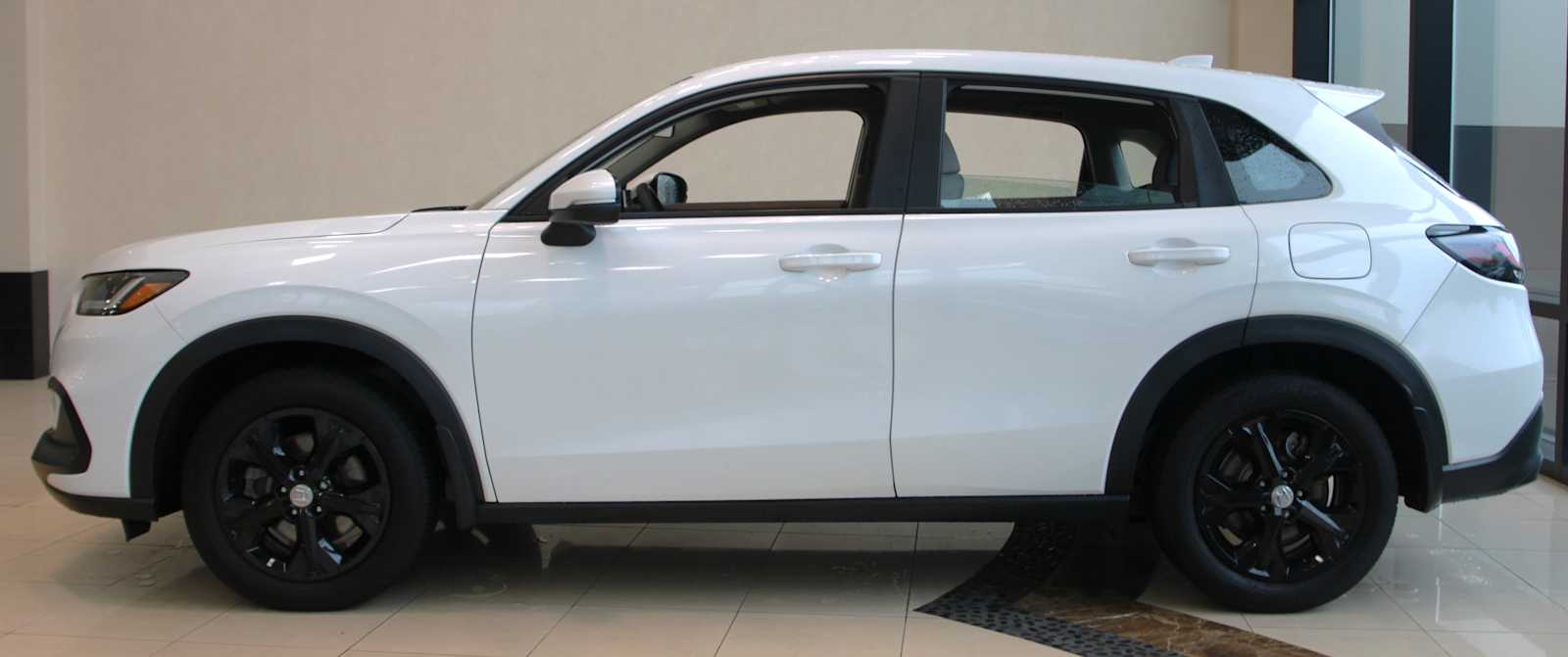 2023 Honda HR-V LX - Photo 11
