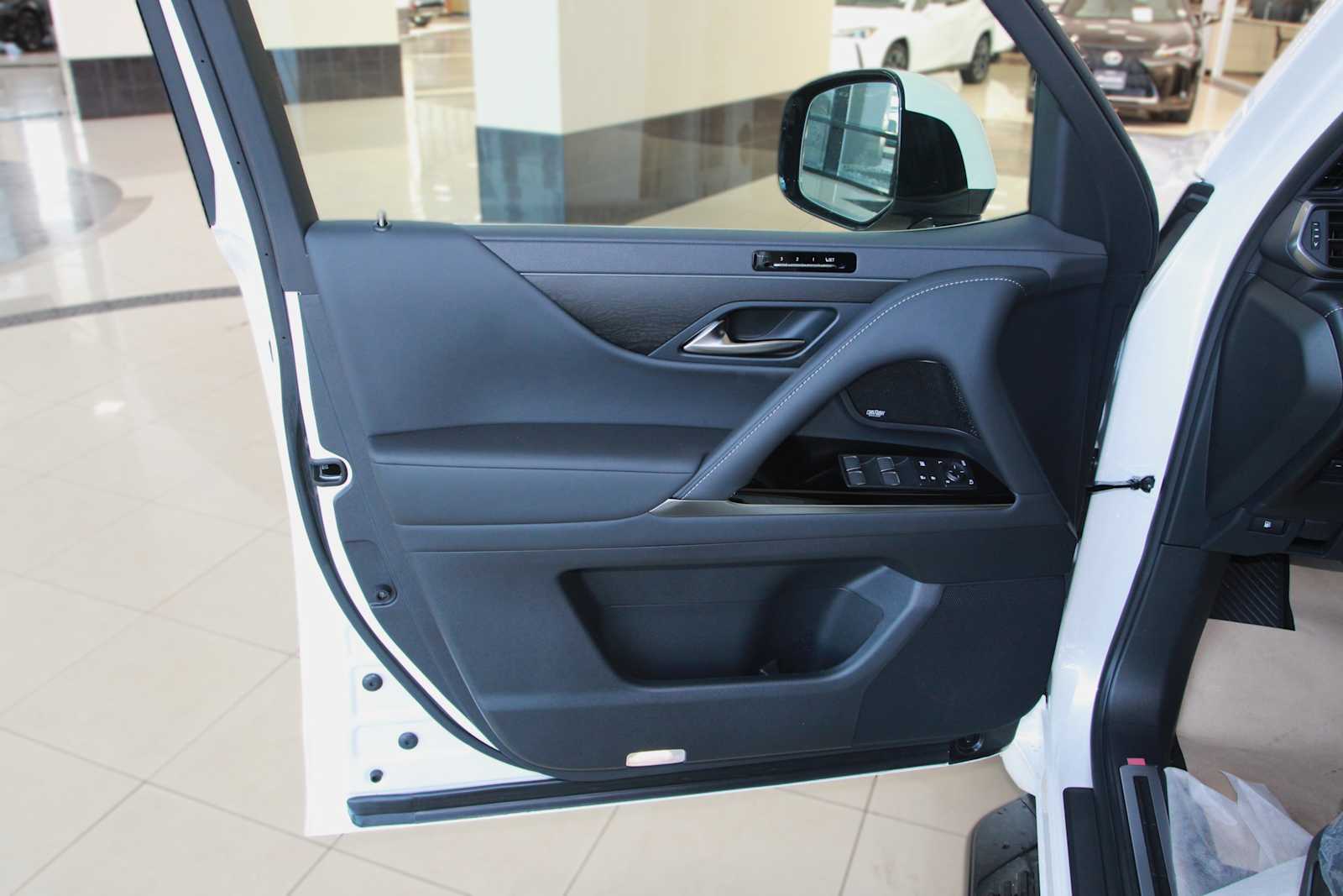 new 2026 Lexus LX 700h car, priced at $123,524