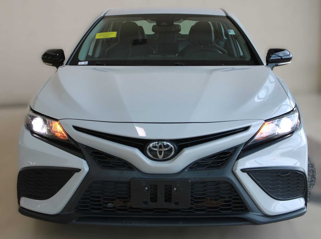 Used 2023 Toyota Camry SE Sedan