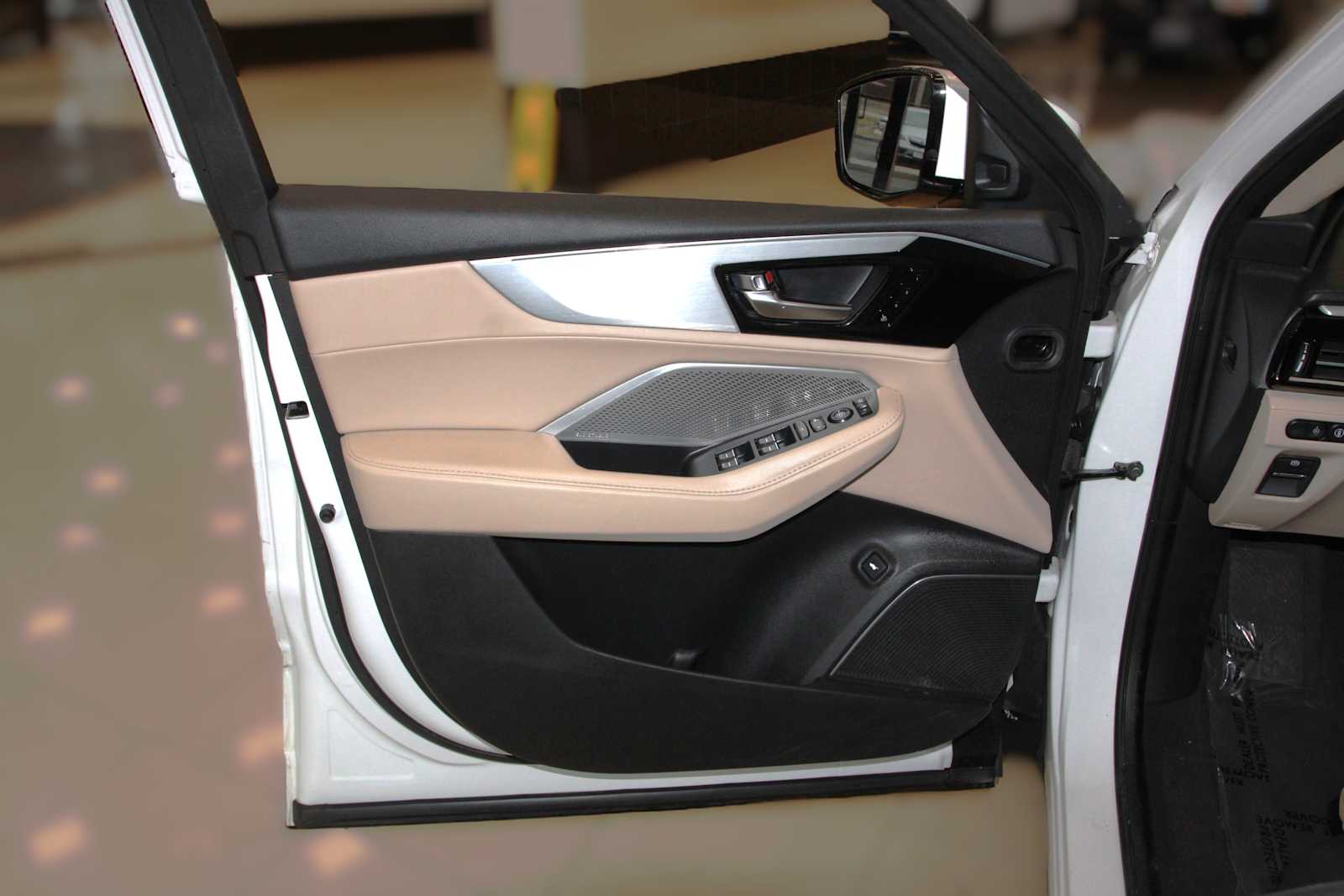 used 2023 Acura MDX car, priced at $37,797