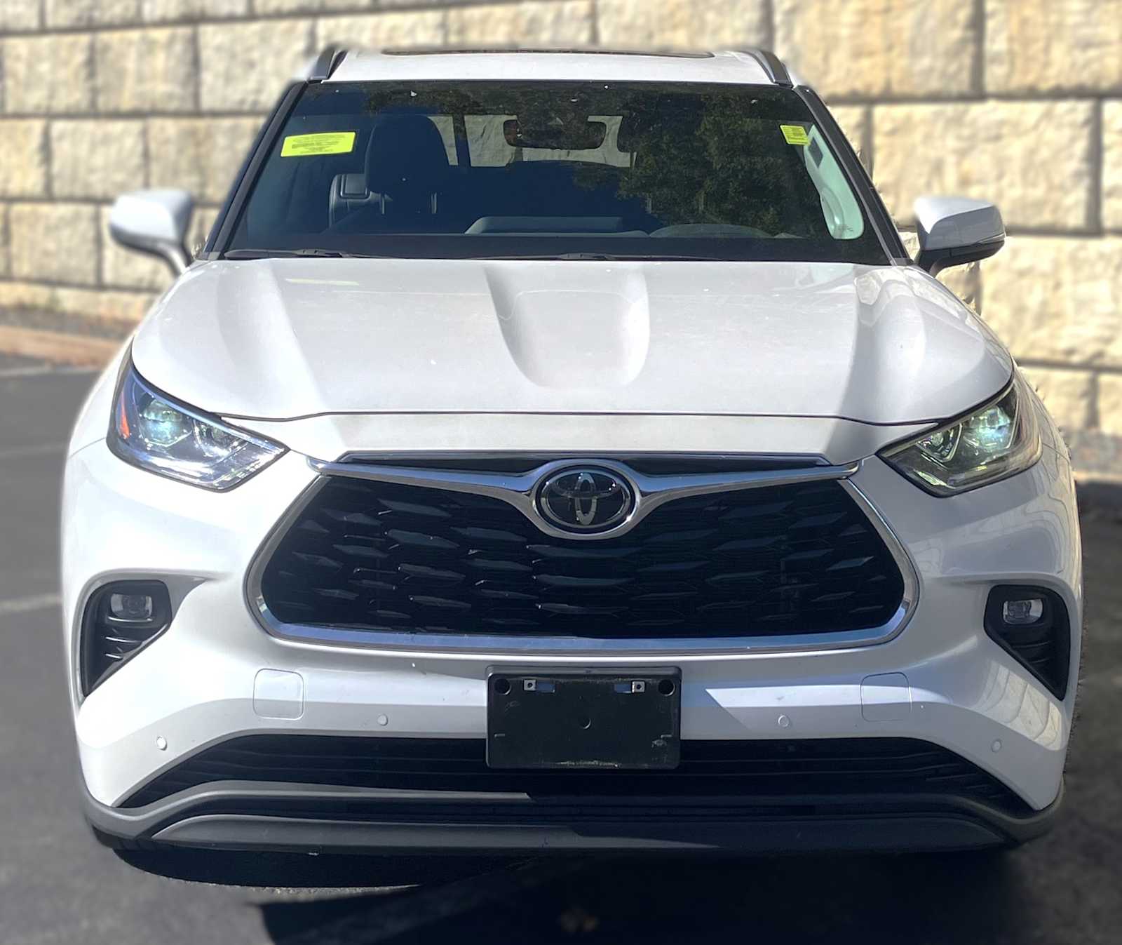 Used 2024 Toyota Highlander Limited SUV