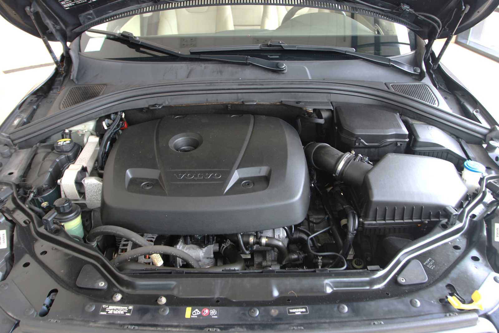 2017 Volvo XC60 9