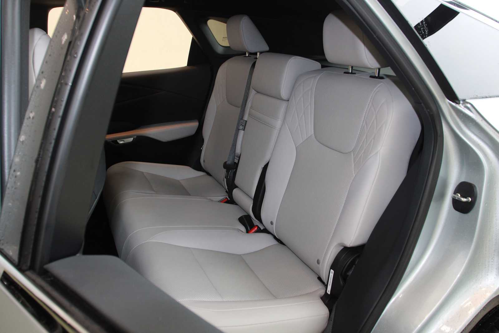 2026 Lexus RX Hybrid 350h - Photo 25