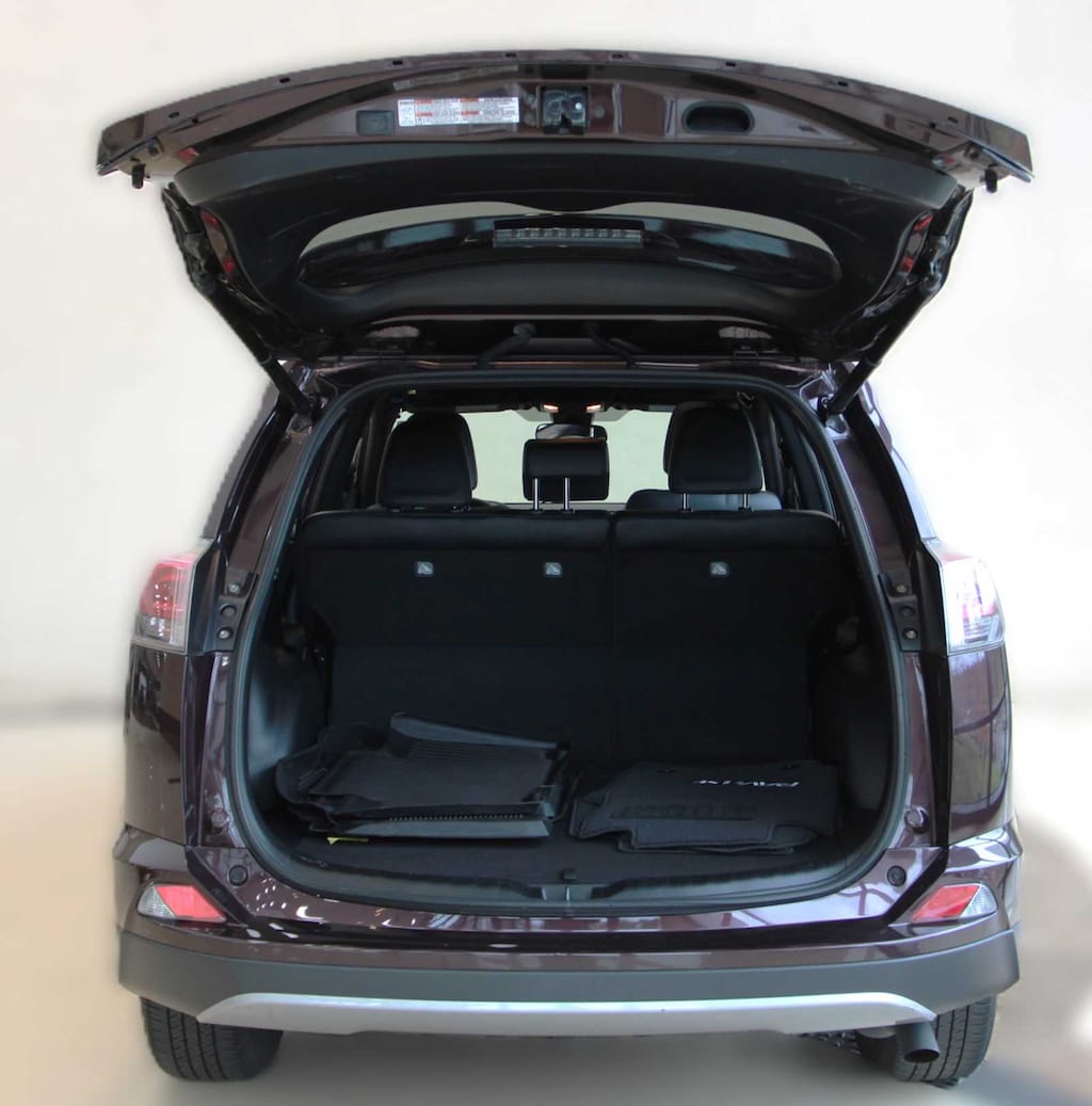 Used 2017 Toyota RAV4 SE SUV