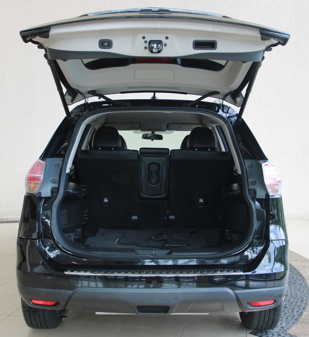 Used 2015 Nissan Rogue SL SUV