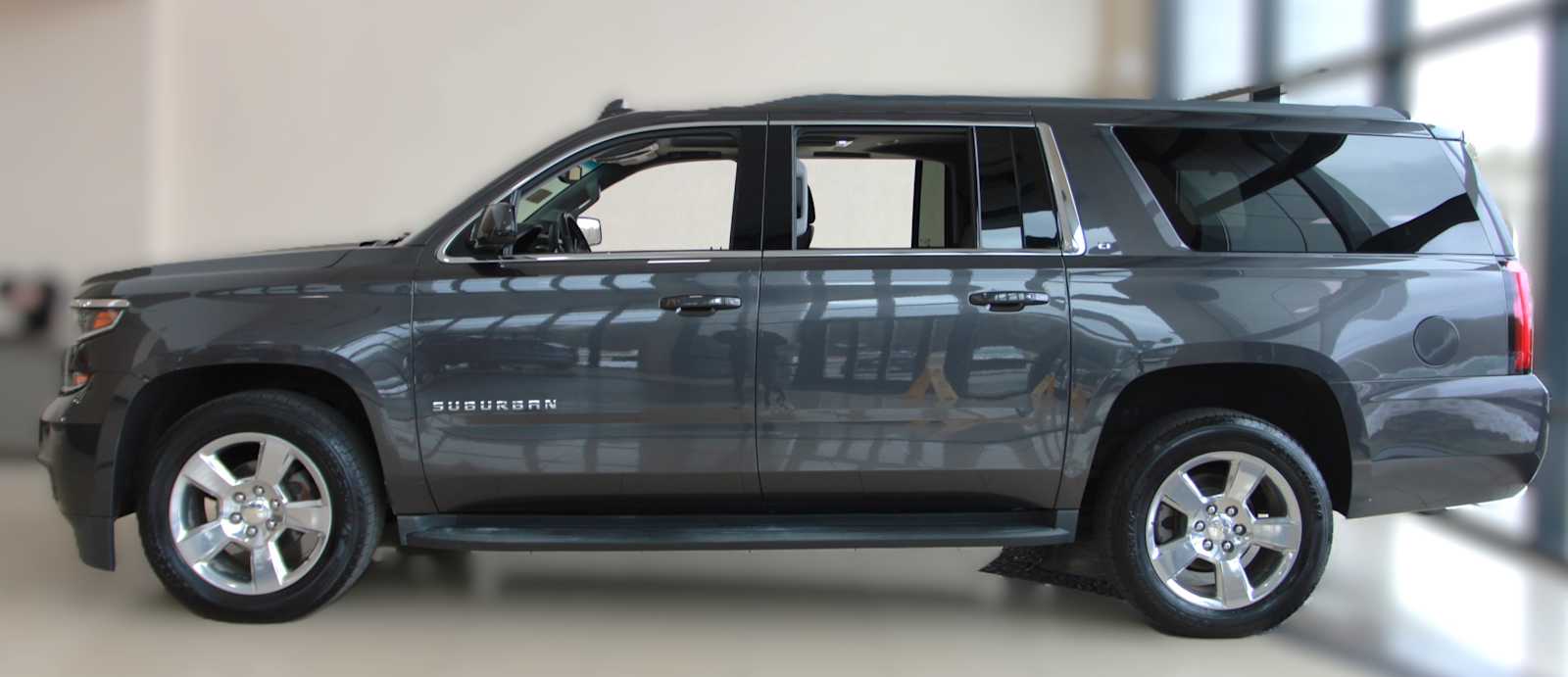 used 2017 Chevrolet Suburban car, priced at $27,097