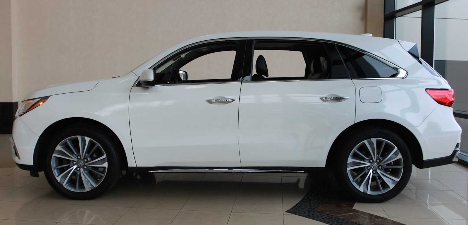 used 2018 Acura MDX car, priced at $23,097