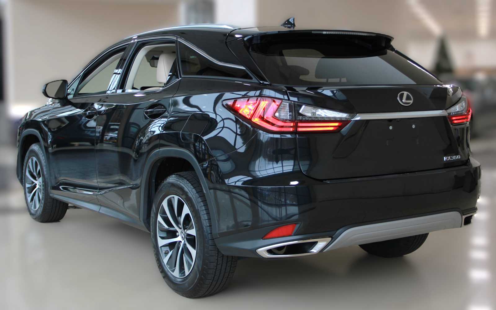 2021 Lexus RX 350 photo 3