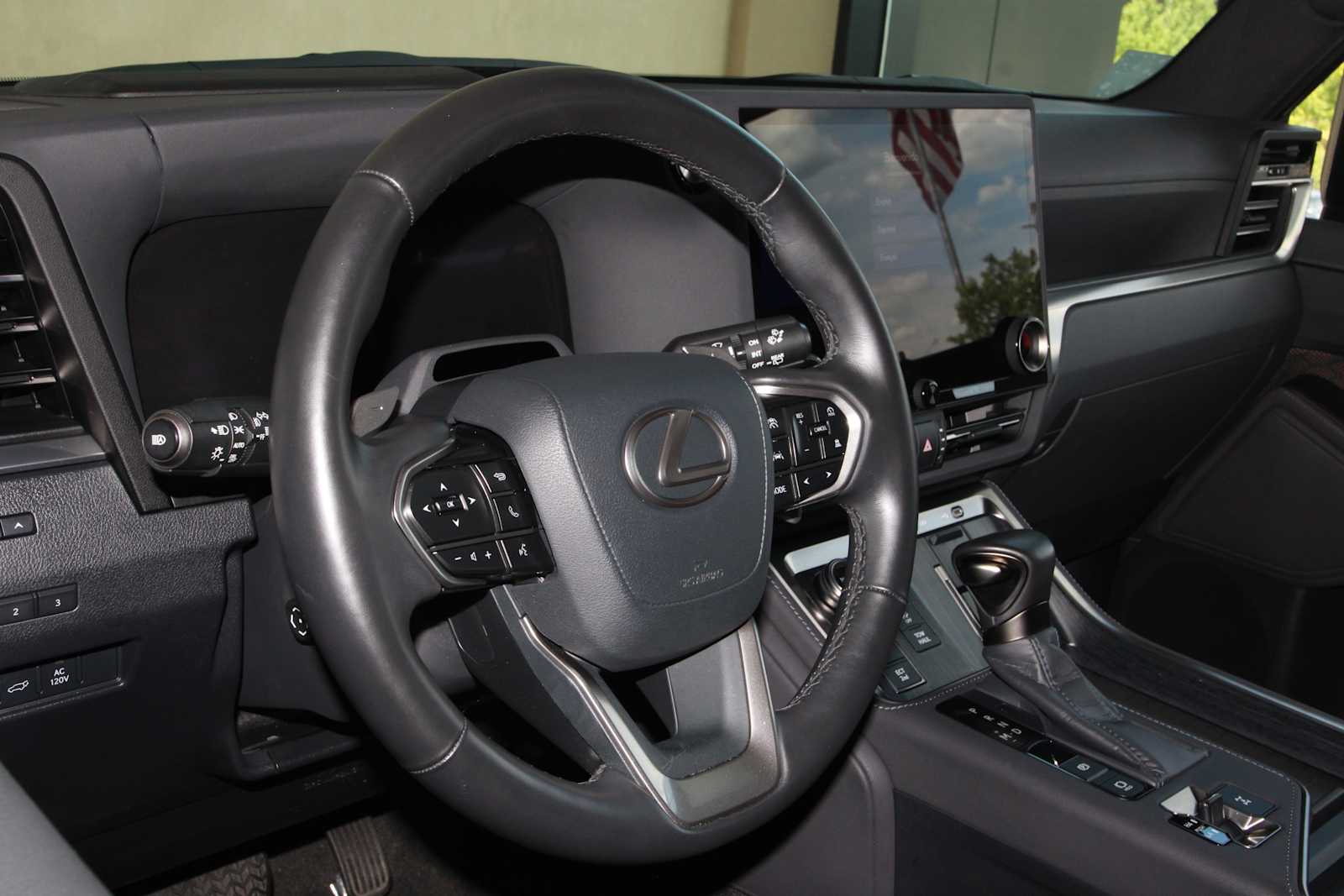 2025 Lexus GX Premium - Photo 33