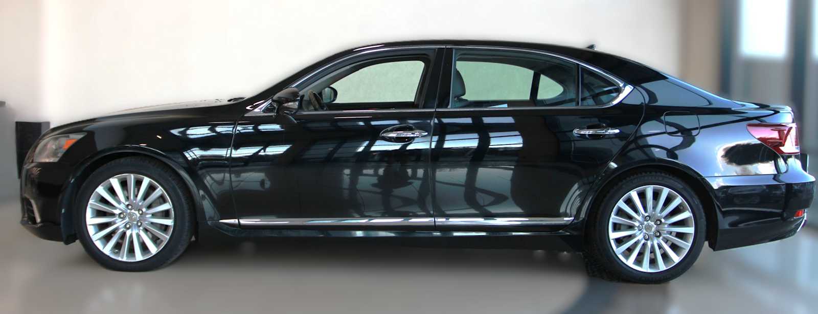 used 2013 Lexus LS 460 car, priced at $20,997