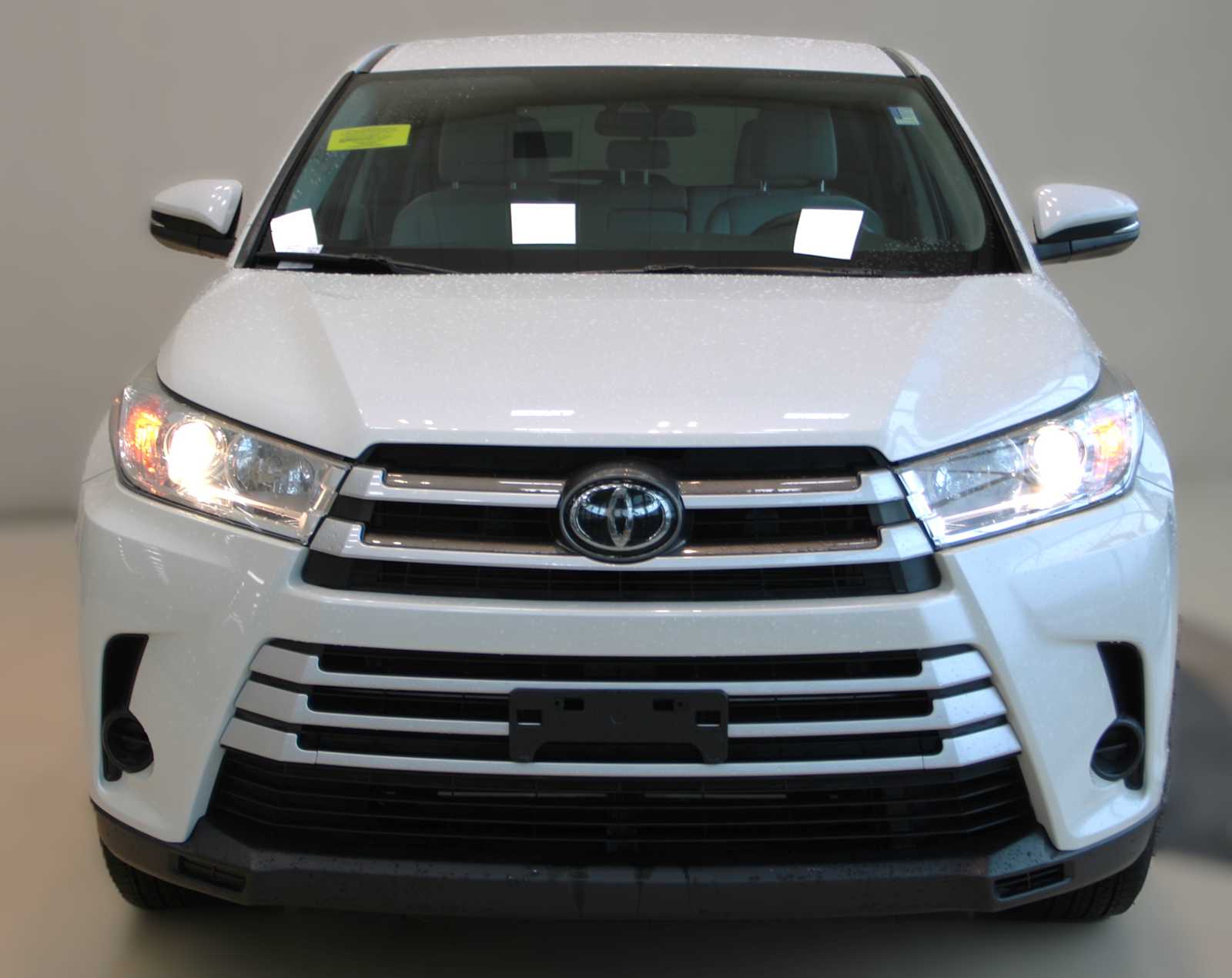 used 2019 Toyota Highlander car, priced at $28,497