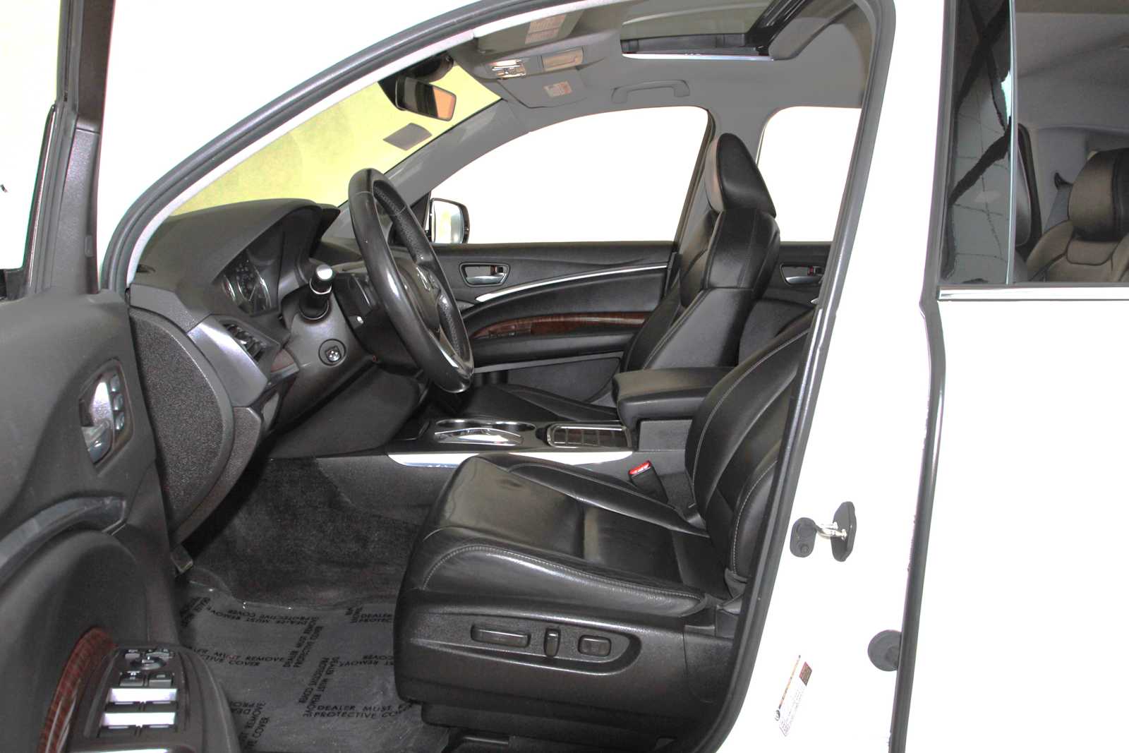 used 2018 Acura MDX car, priced at $23,097