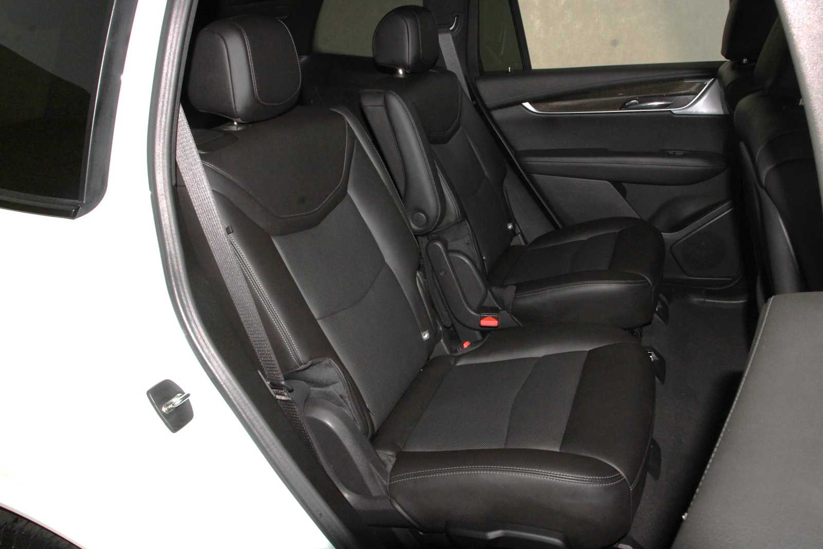 used 2023 Cadillac XT6 car, priced at $40,497
