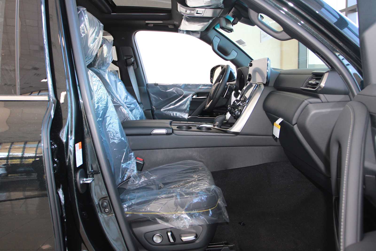 new 2026 Lexus LX 700h car, priced at $122,083