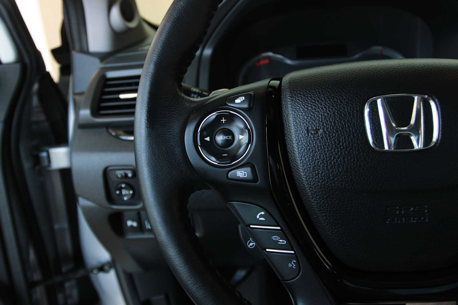 used 2016 Honda Pilot car, priced at $21,497