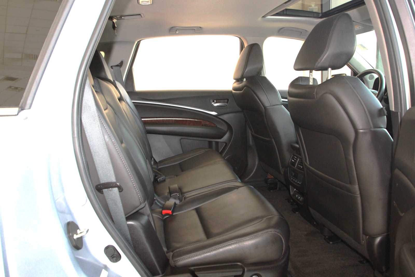 used 2017 Acura MDX car, priced at $18,497