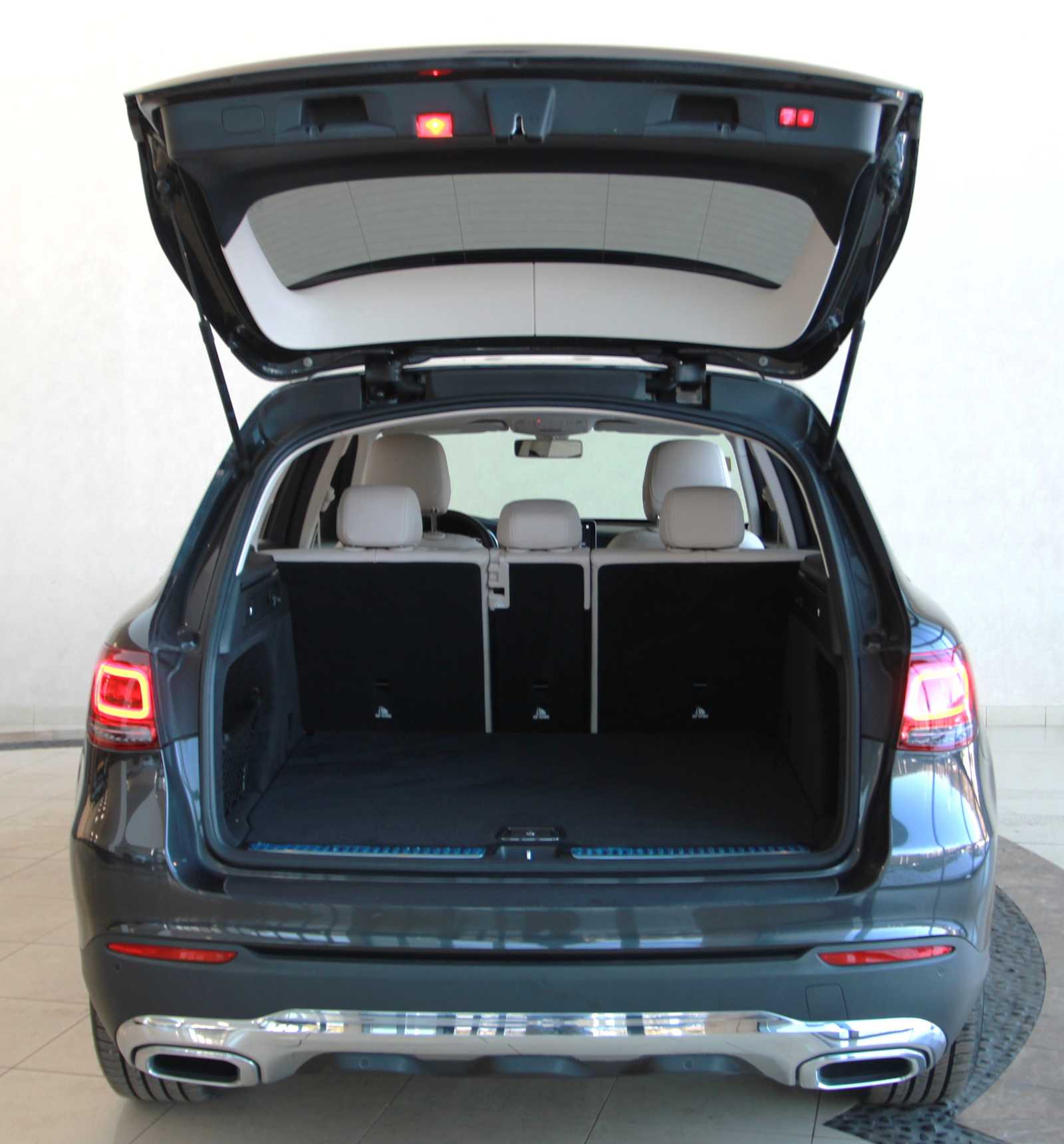 used 2020 Mercedes-Benz GLC 300 car, priced at $20,497