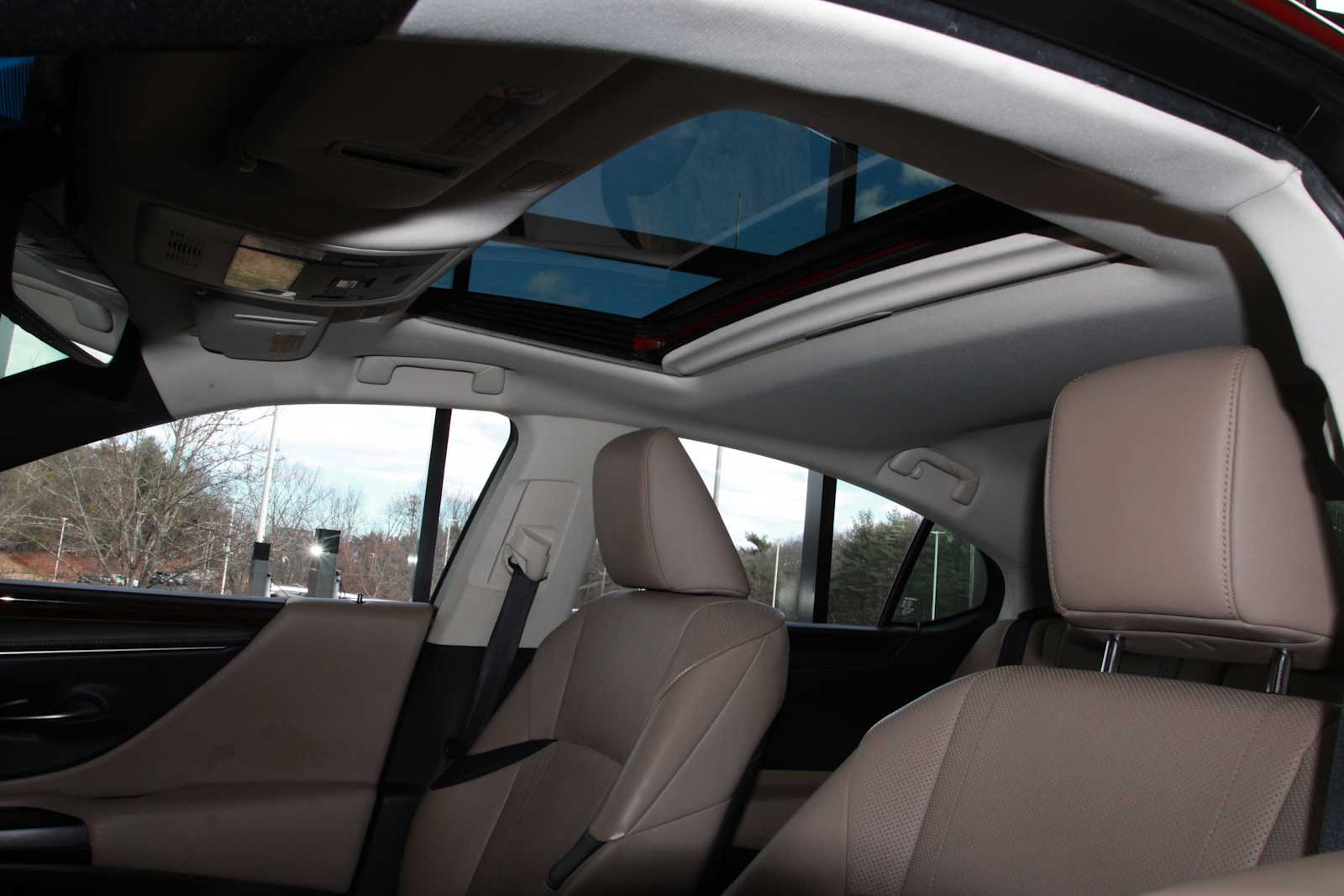 used 2019 Lexus ES 300h car, priced at $23,497