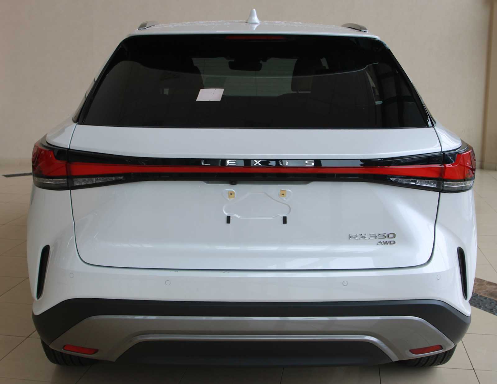 2025 Lexus RX 350 - Photo 13
