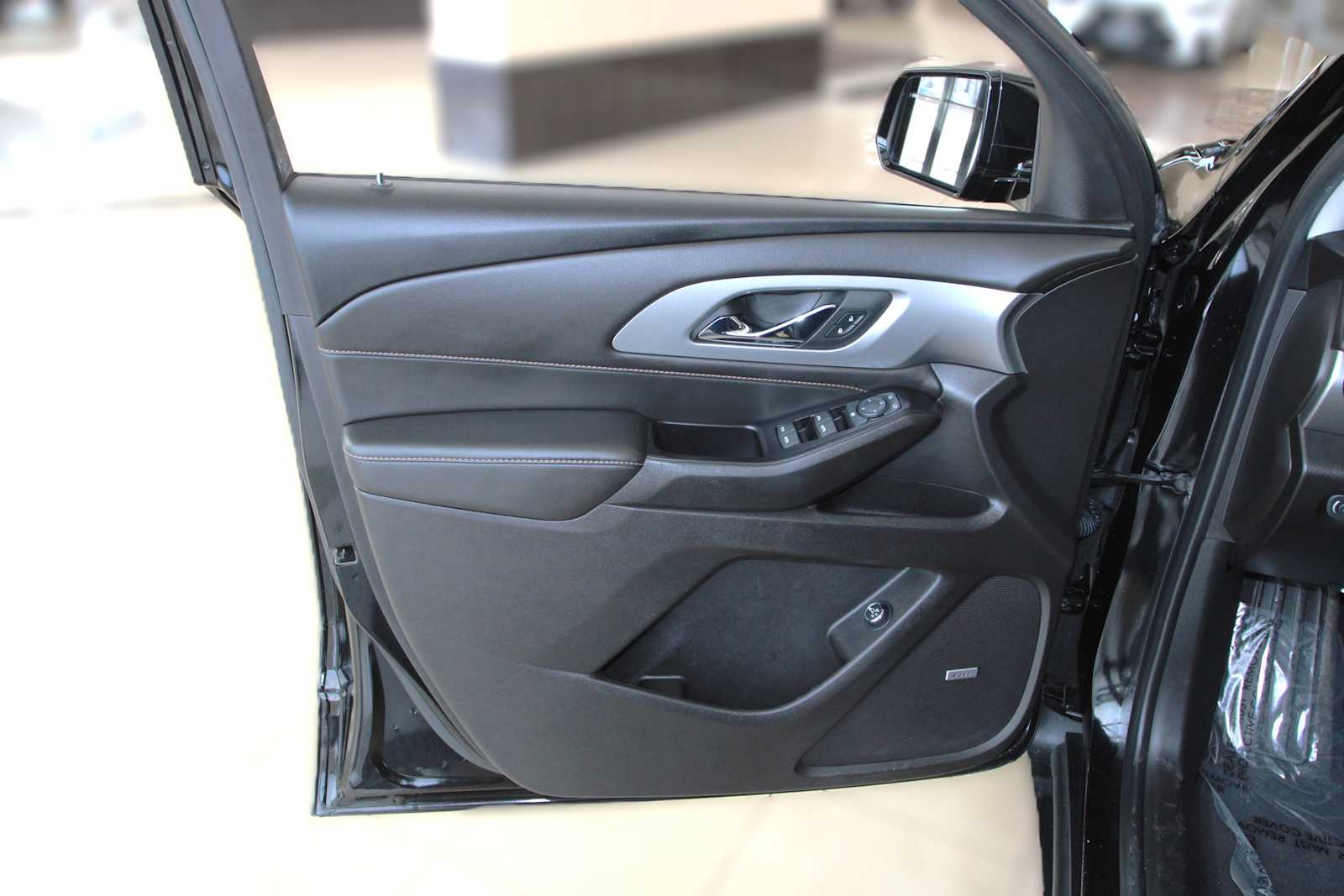 used 2019 Chevrolet Traverse car, priced at $17,497