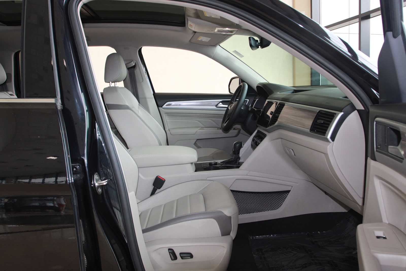 2021 Volkswagen Atlas 28
