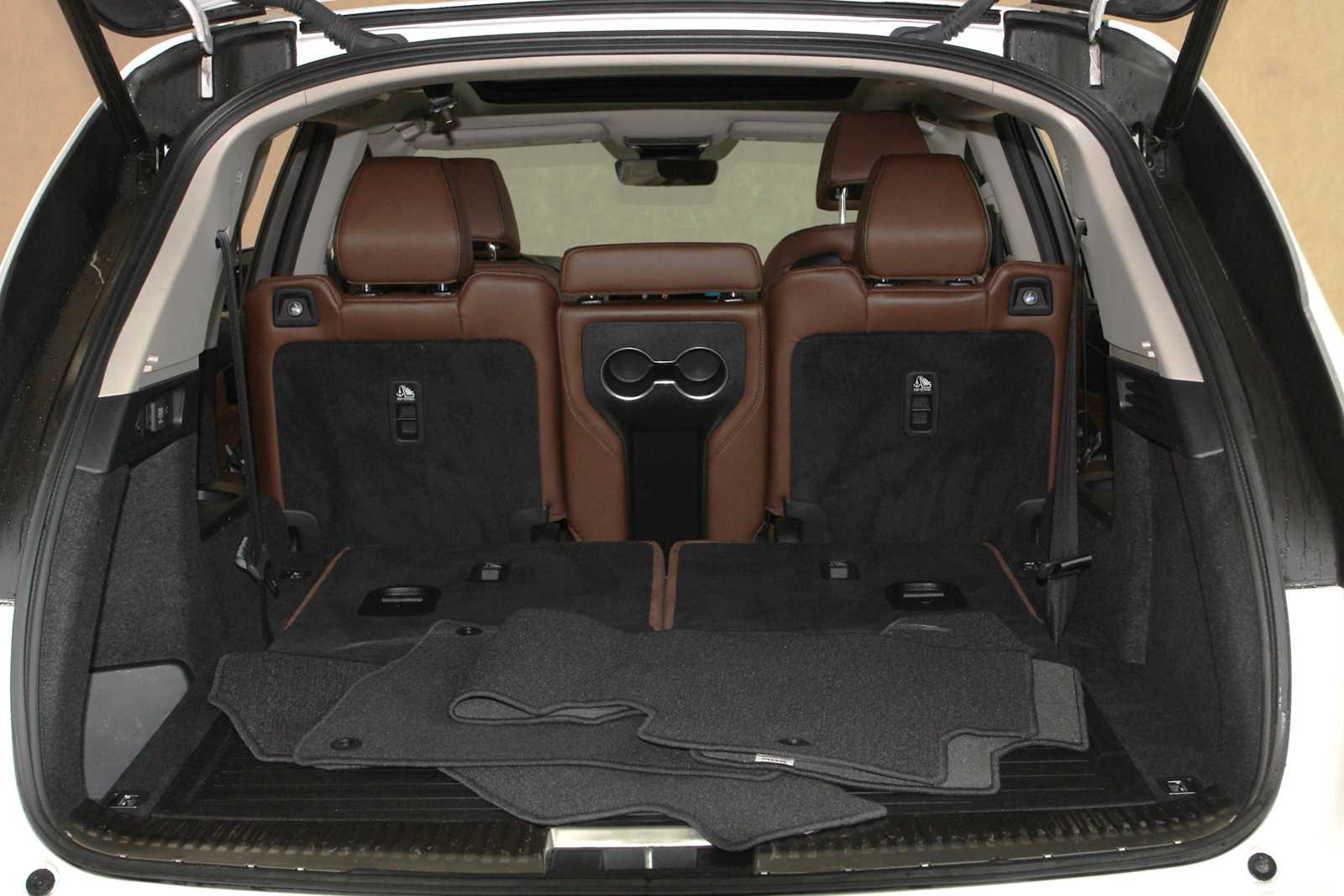 used 2023 Acura MDX car, priced at $39,497