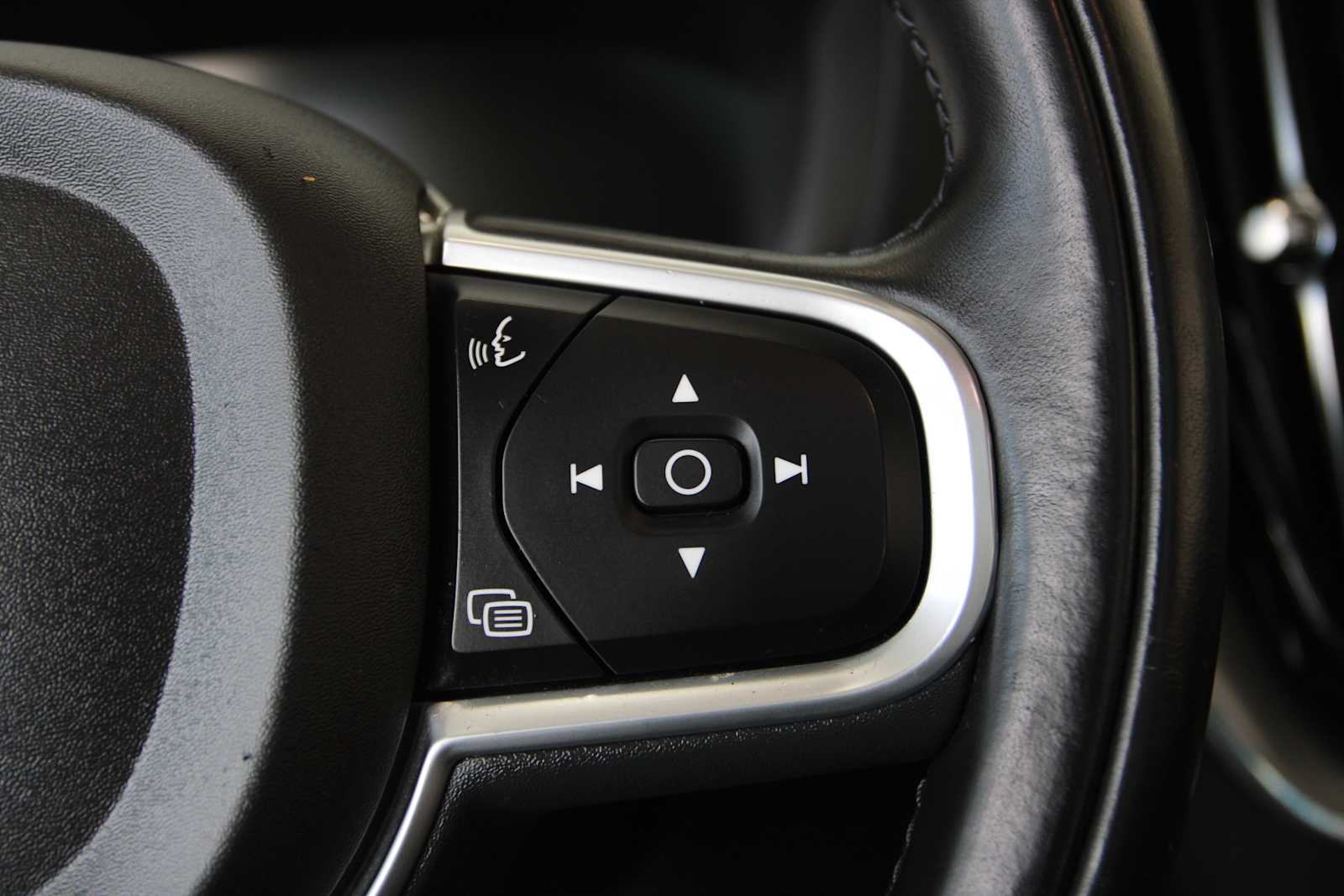 used 2019 Volvo XC60 car, priced at $18,497