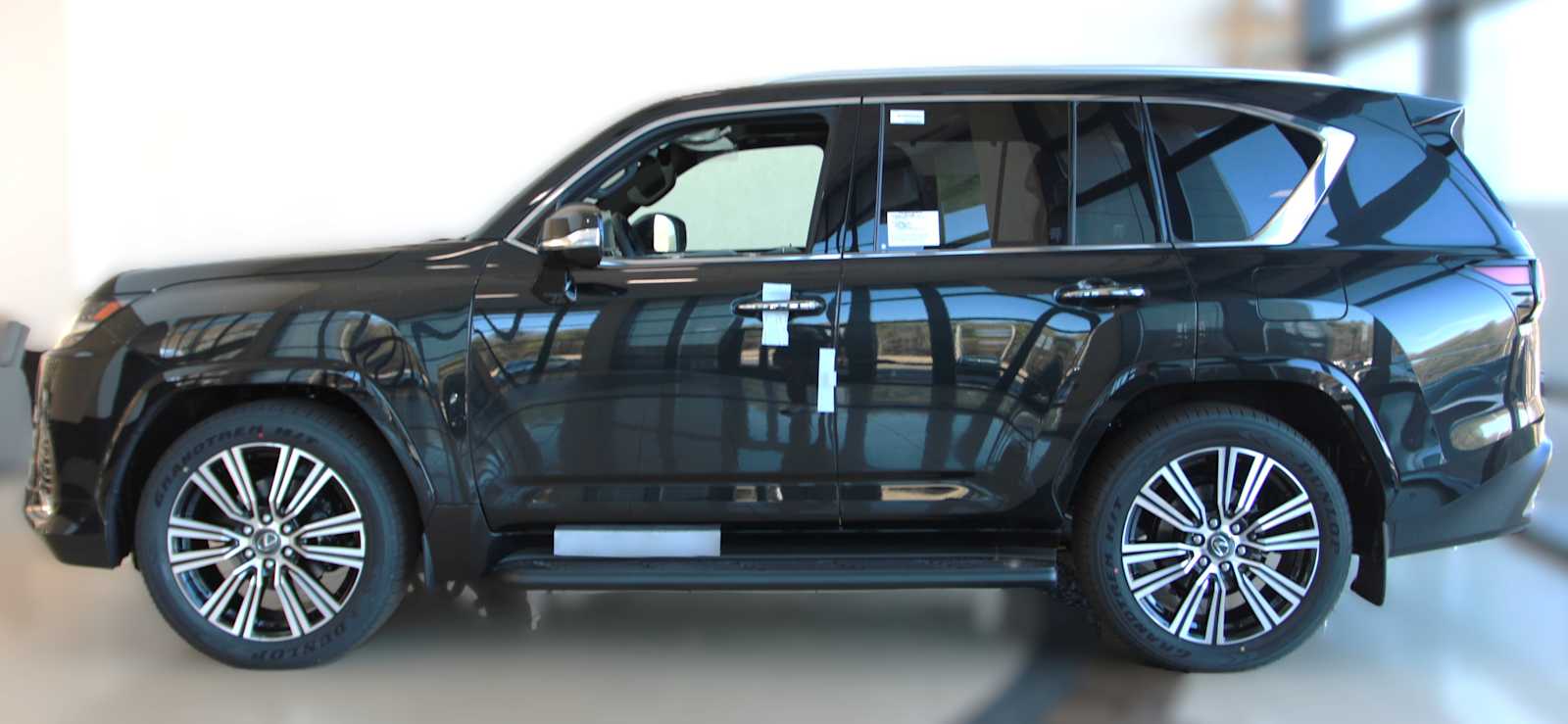 new 2026 Lexus LX 700h car, priced at $122,083