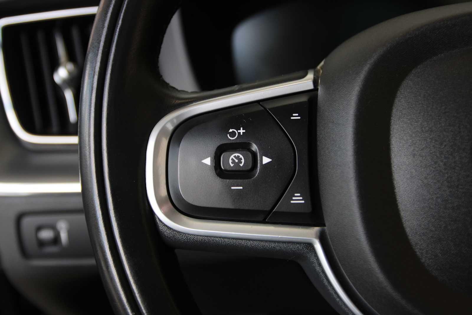 used 2019 Volvo XC60 car, priced at $18,497