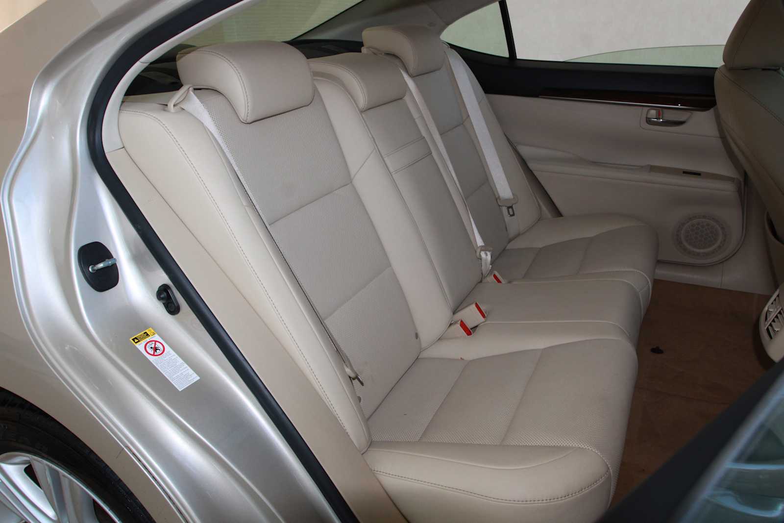 used 2014 Lexus ES 350 car, priced at $17,997