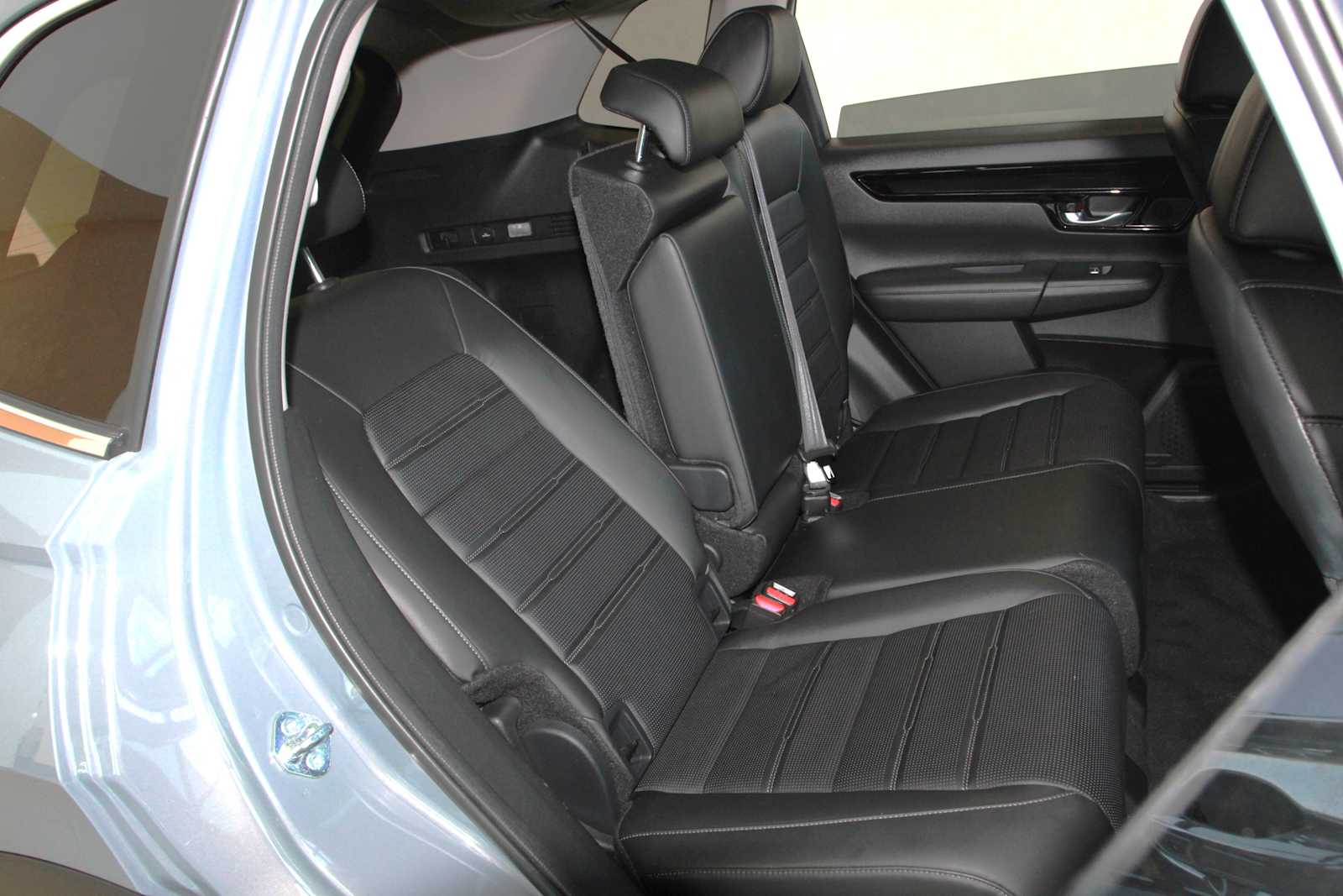 used 2025 Honda CR-V car, priced at $34,397