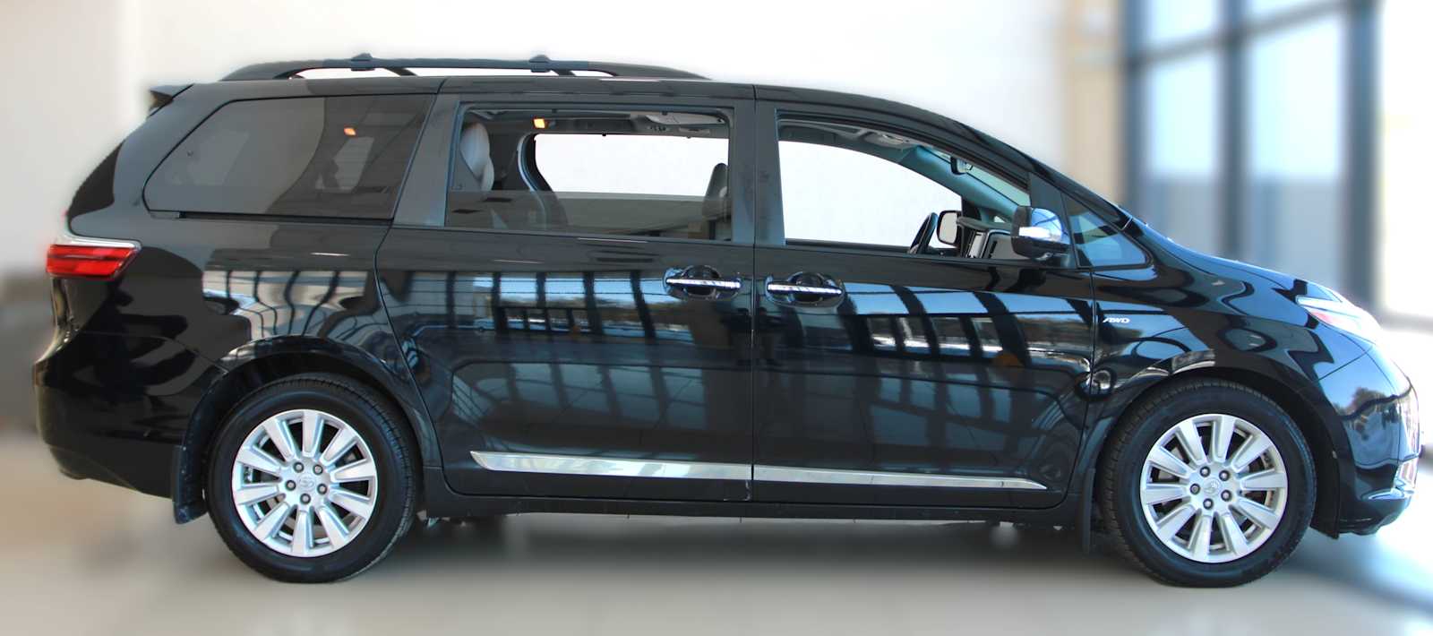 used 2017 Toyota Sienna car, priced at $17,497