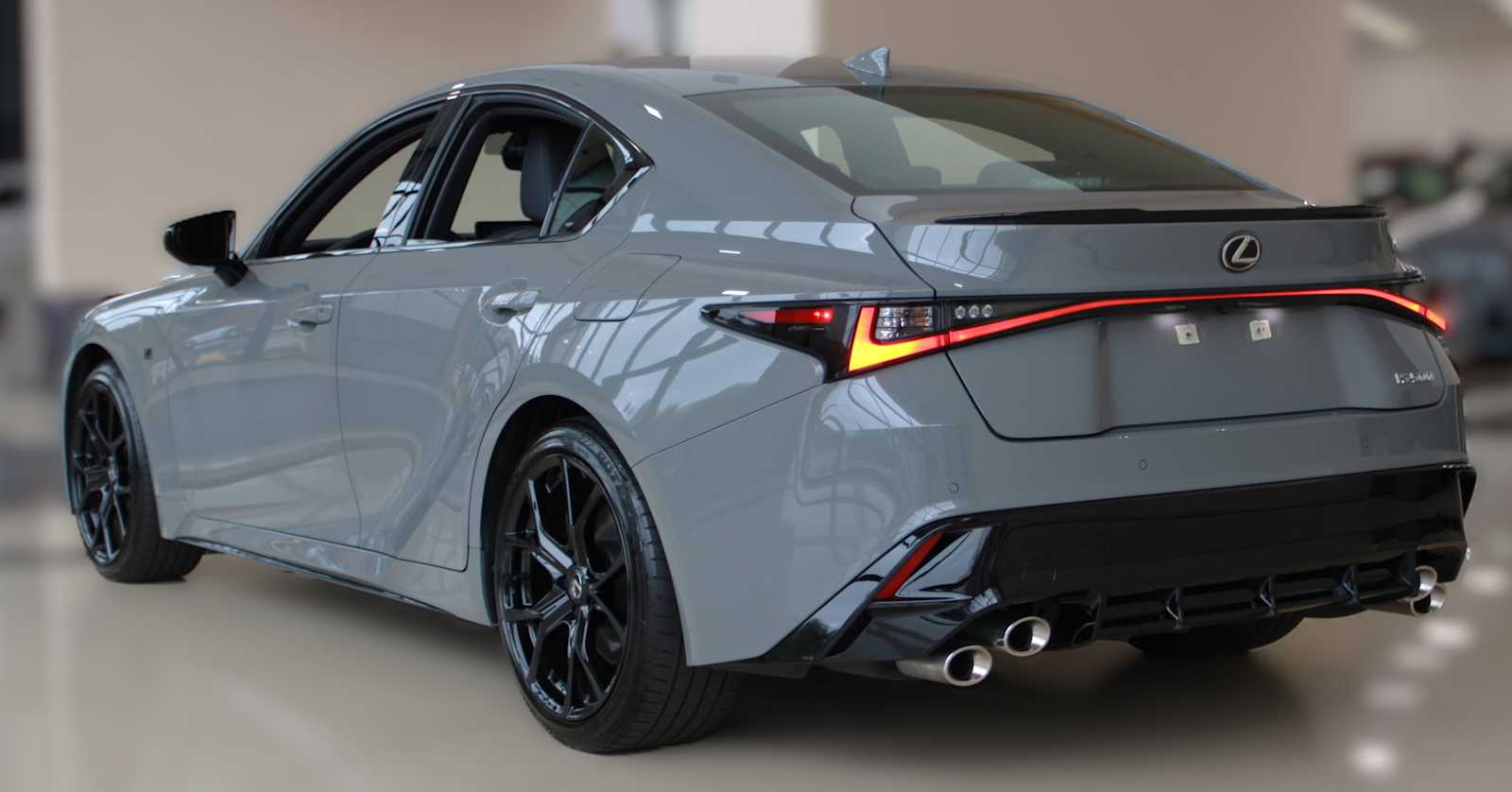 2025 Lexus IS 500 F SPORT photo 3