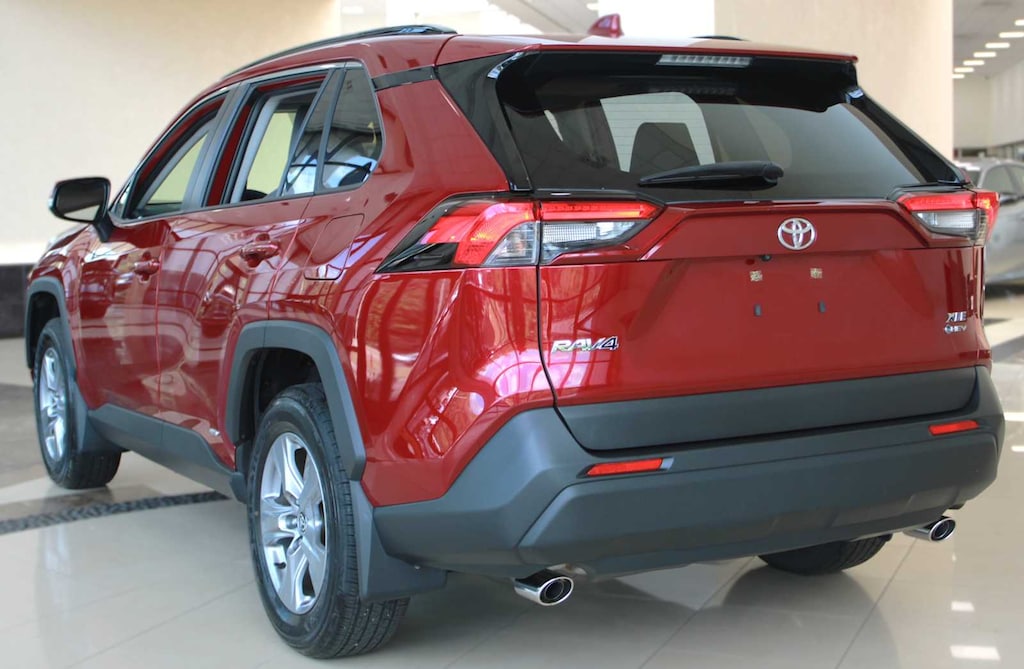 Used 2025 Toyota RAV4 Hybrid XLE SUV