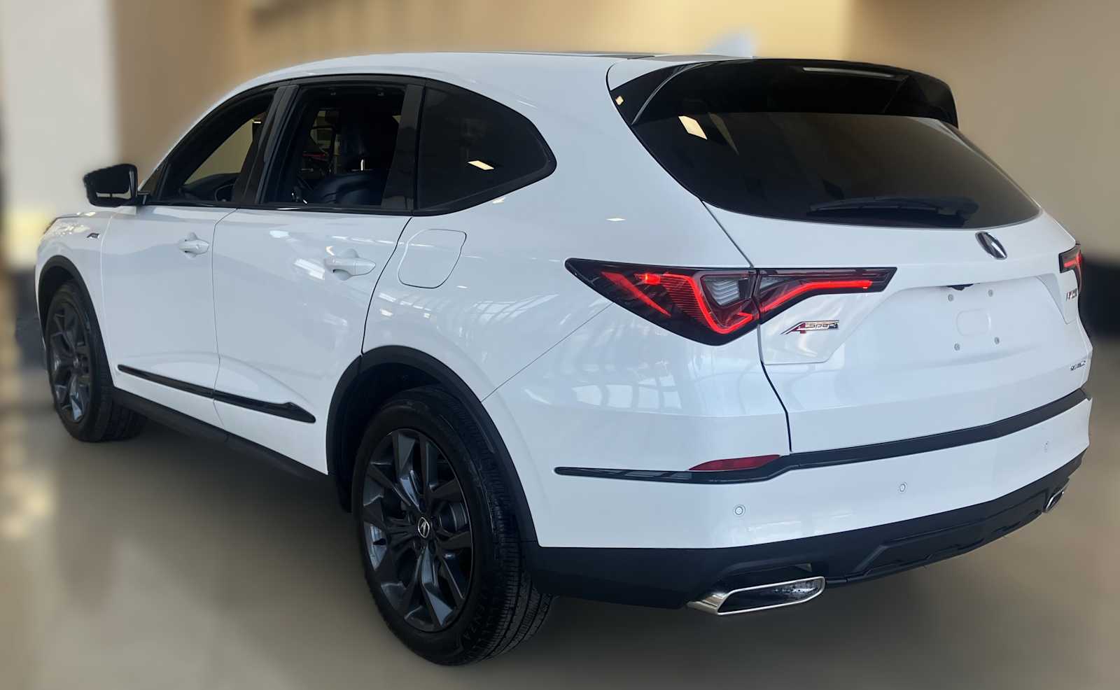 used 2022 Acura MDX car, priced at $35,497