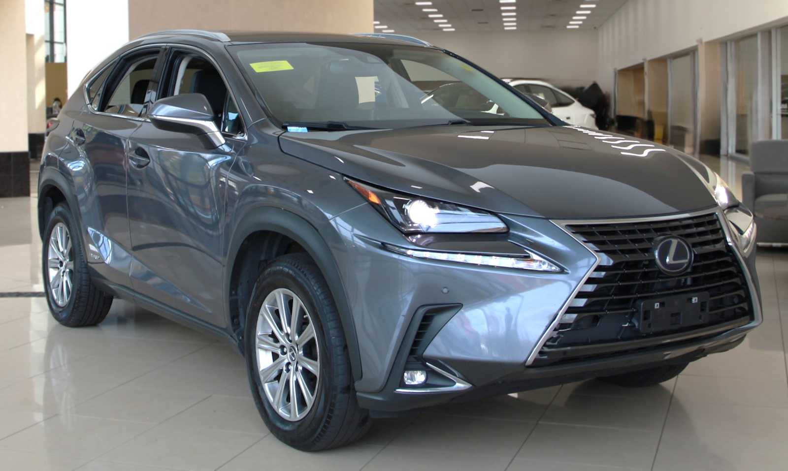  LEXUS NX 300h