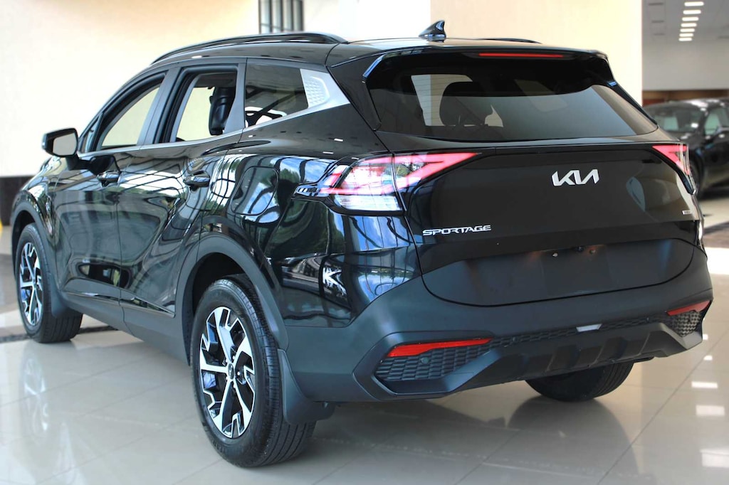 Used 2023 Kia Sportage Hybrid EX SUV