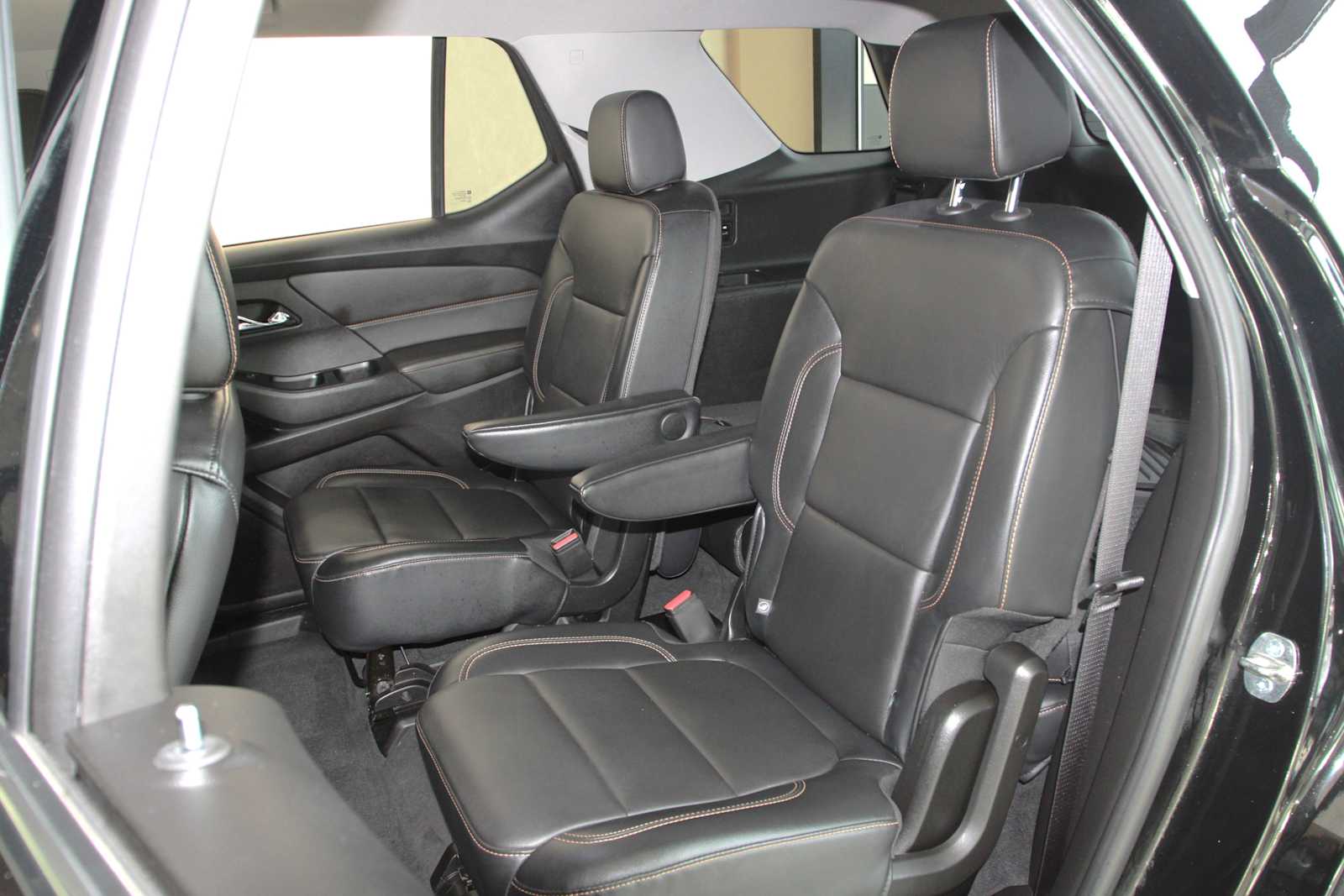 used 2019 Chevrolet Traverse car, priced at $17,497