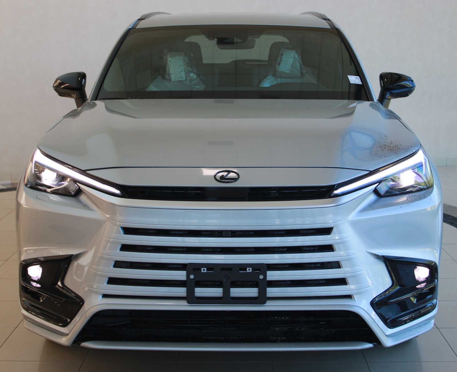 new 2026 Lexus TX 500h car, priced at $76,062